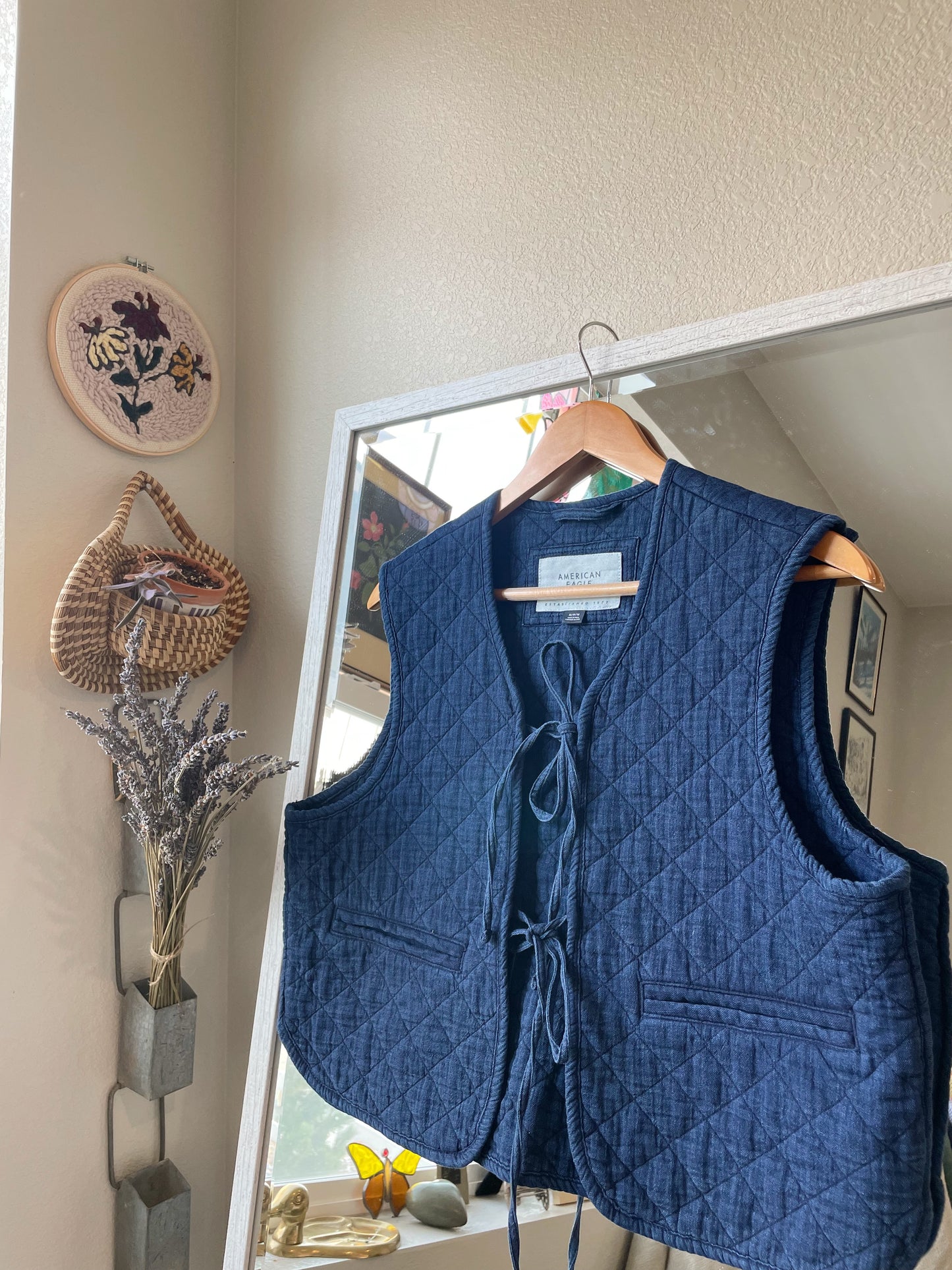 AE Quilted Tie Vest (M)