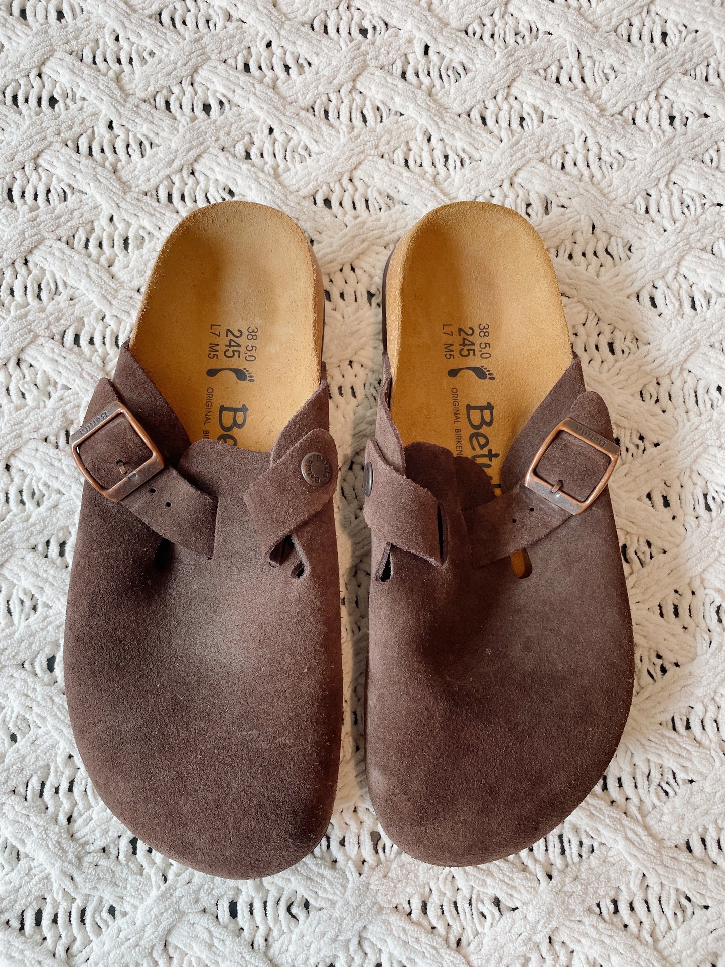 Birkenstock Boston Clogs (W7)