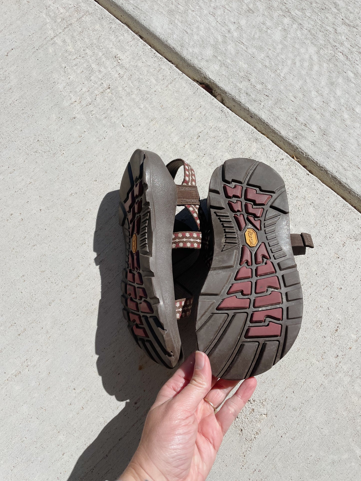 Chaco Sandals (Womens 6/7)