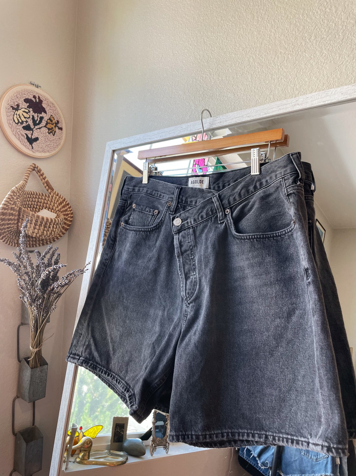 Agolde Black Denim Shorts (31/33)