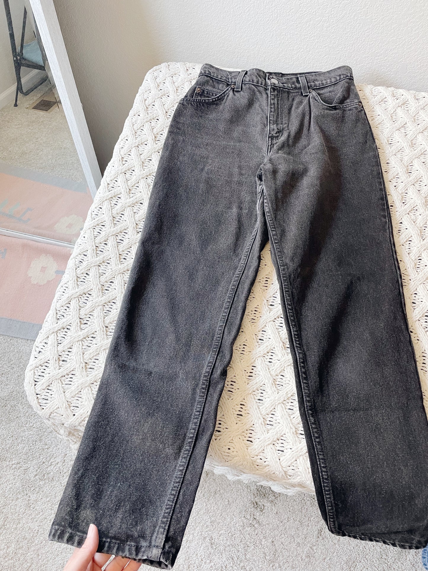 Vintage 1996 Orange Tab Levi's Black Jeans (27 Short)