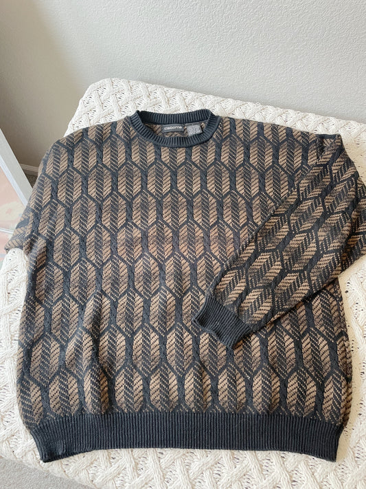 Vintage Claiborne Patterned Sweater (XL)