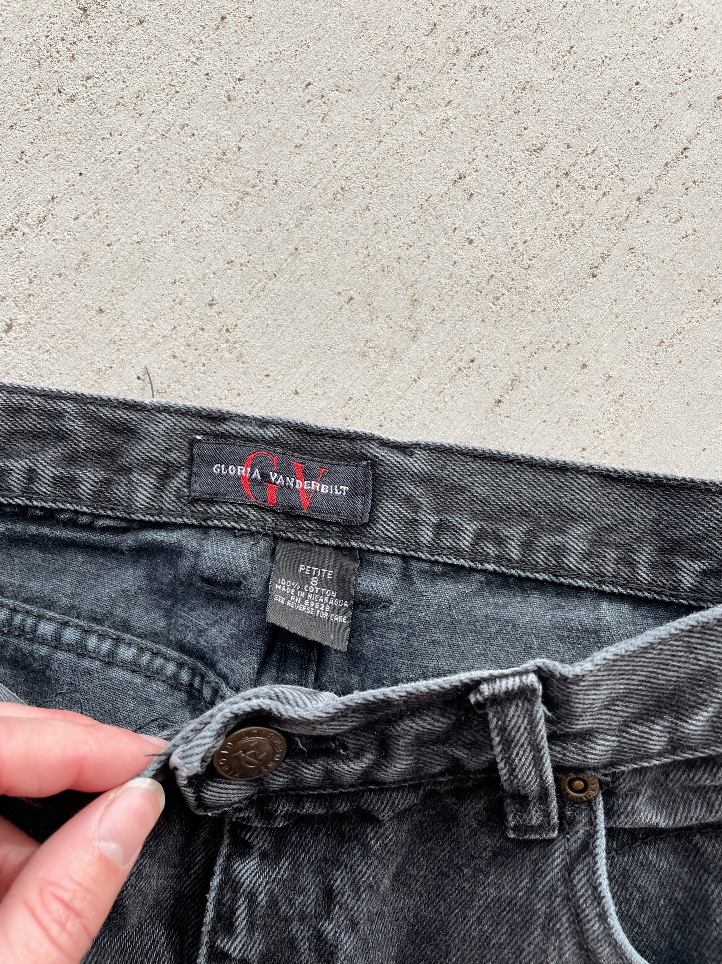 Vintage Black Tapered Leg Jeans (26)