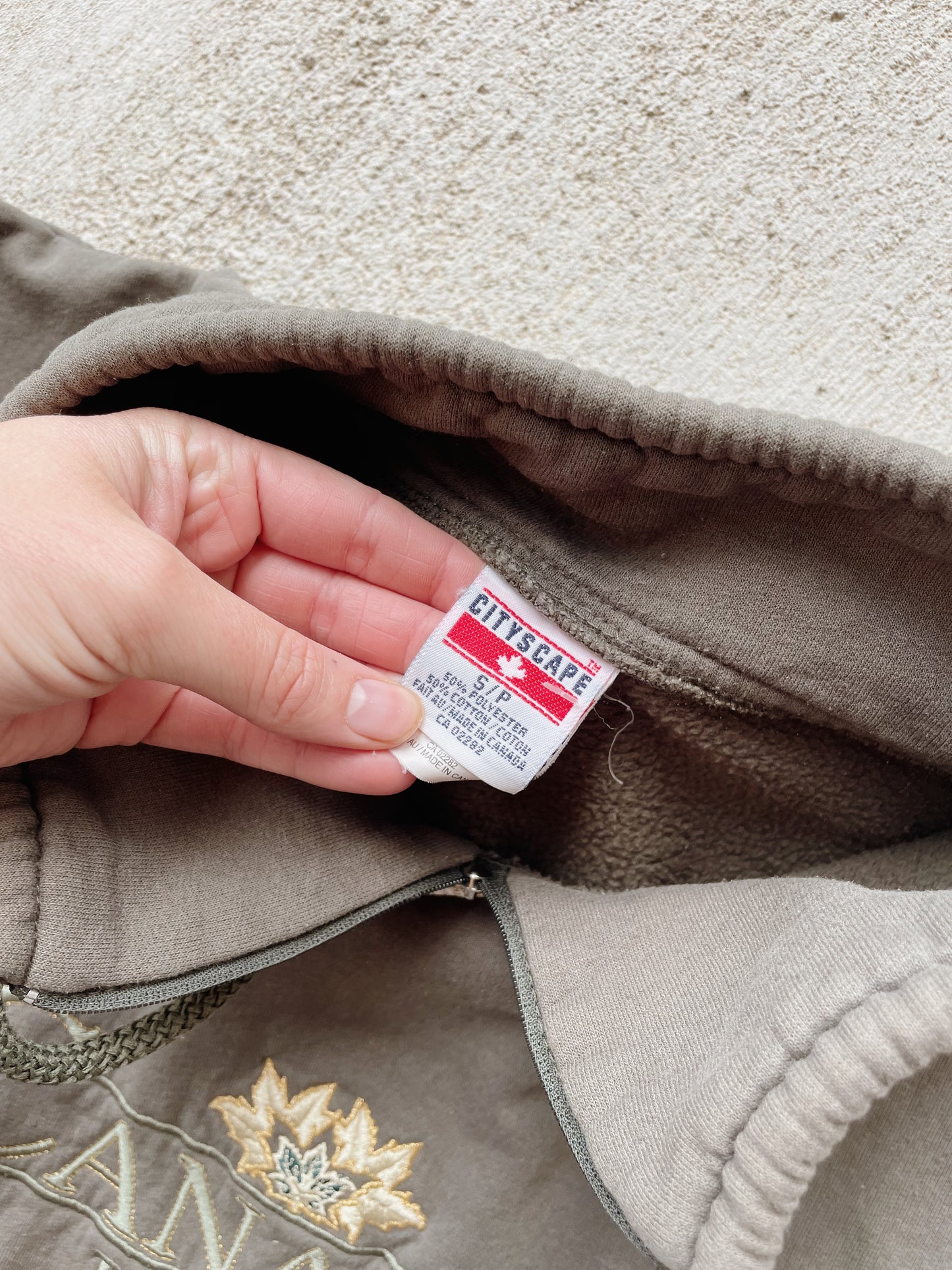 Vintage Canada Sweatshirt (S)