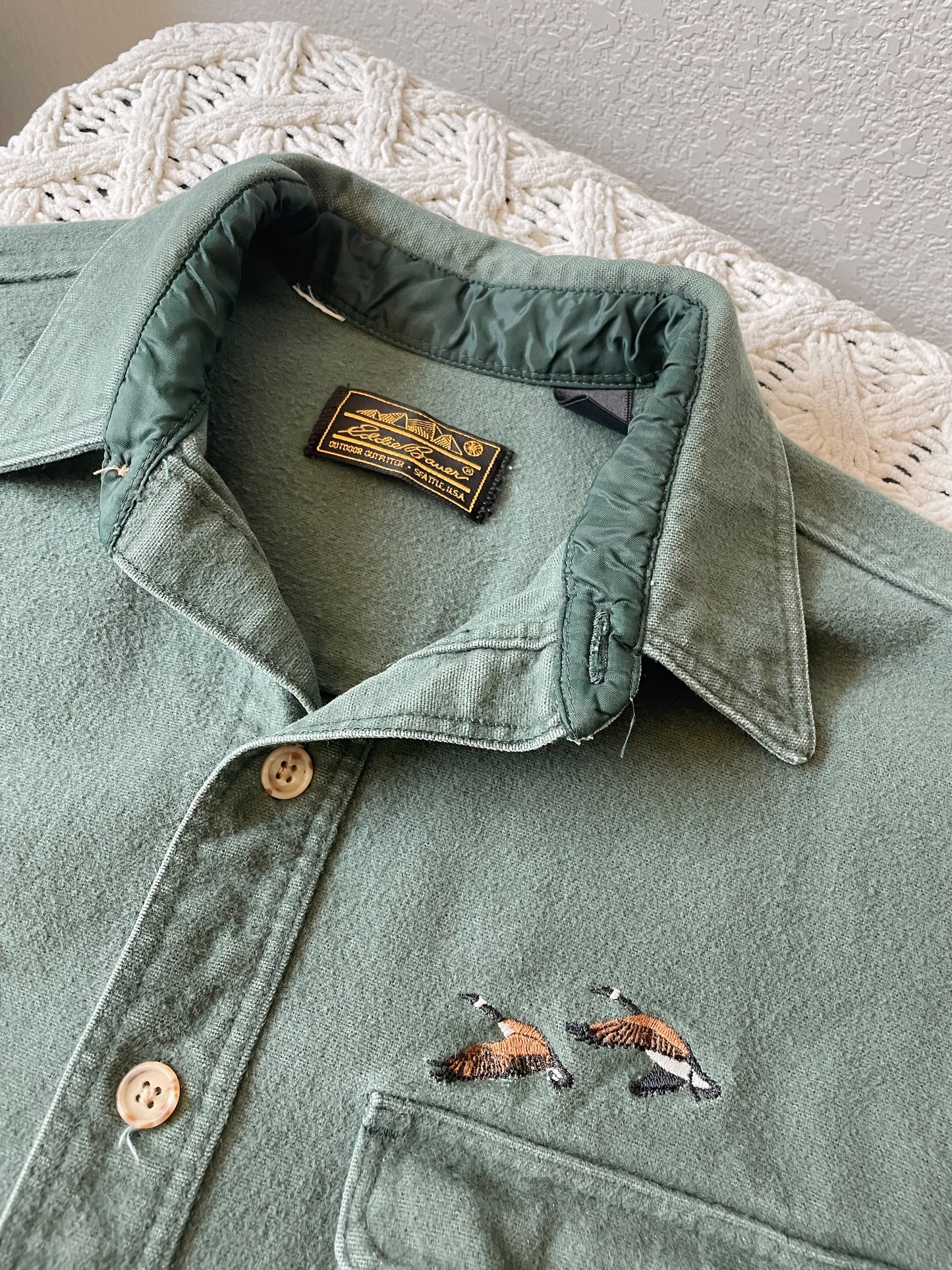 Vintage Eddie Bauer Ducks Button Down (L/XL)