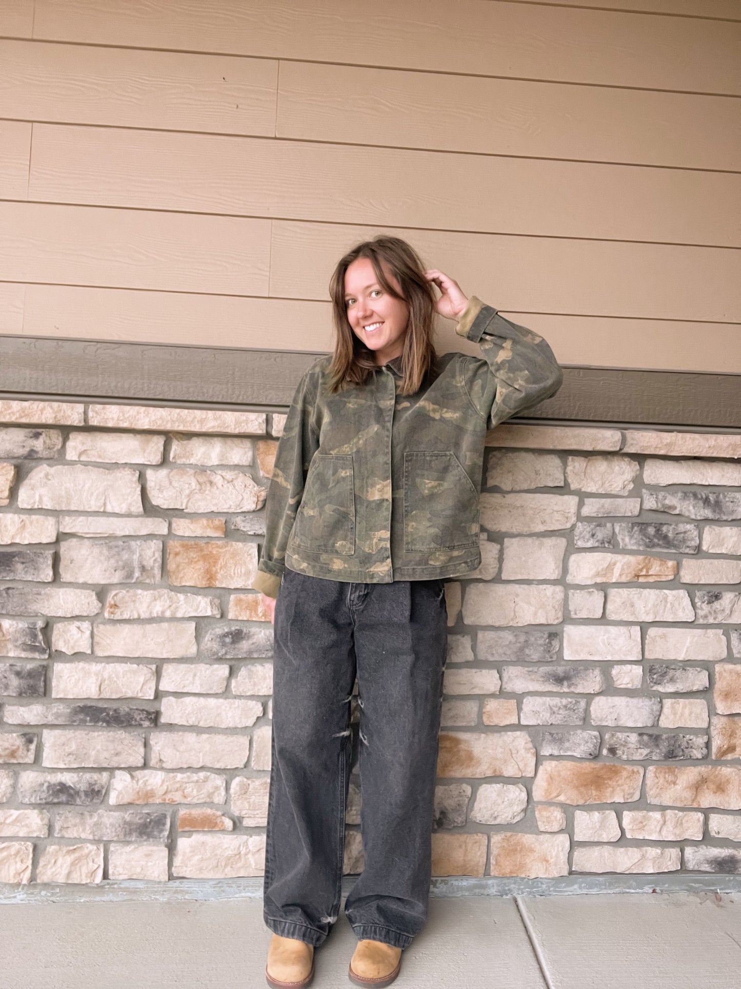 Camo Detroit Style Jacket w/ Corduroy Collar (L)