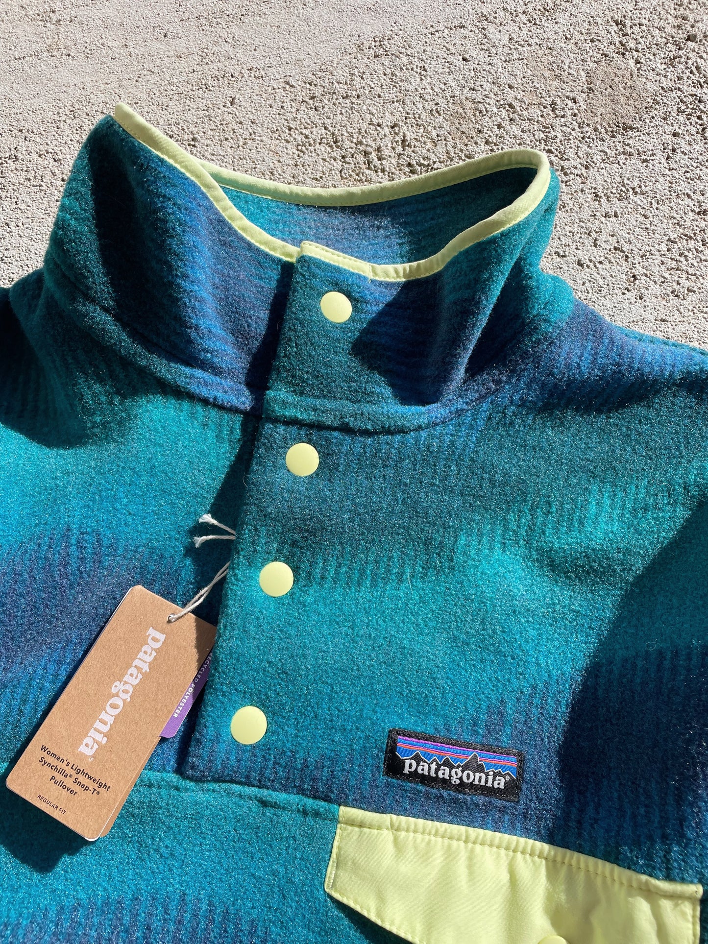 Patagonia Snap Fleece - NEW (S)