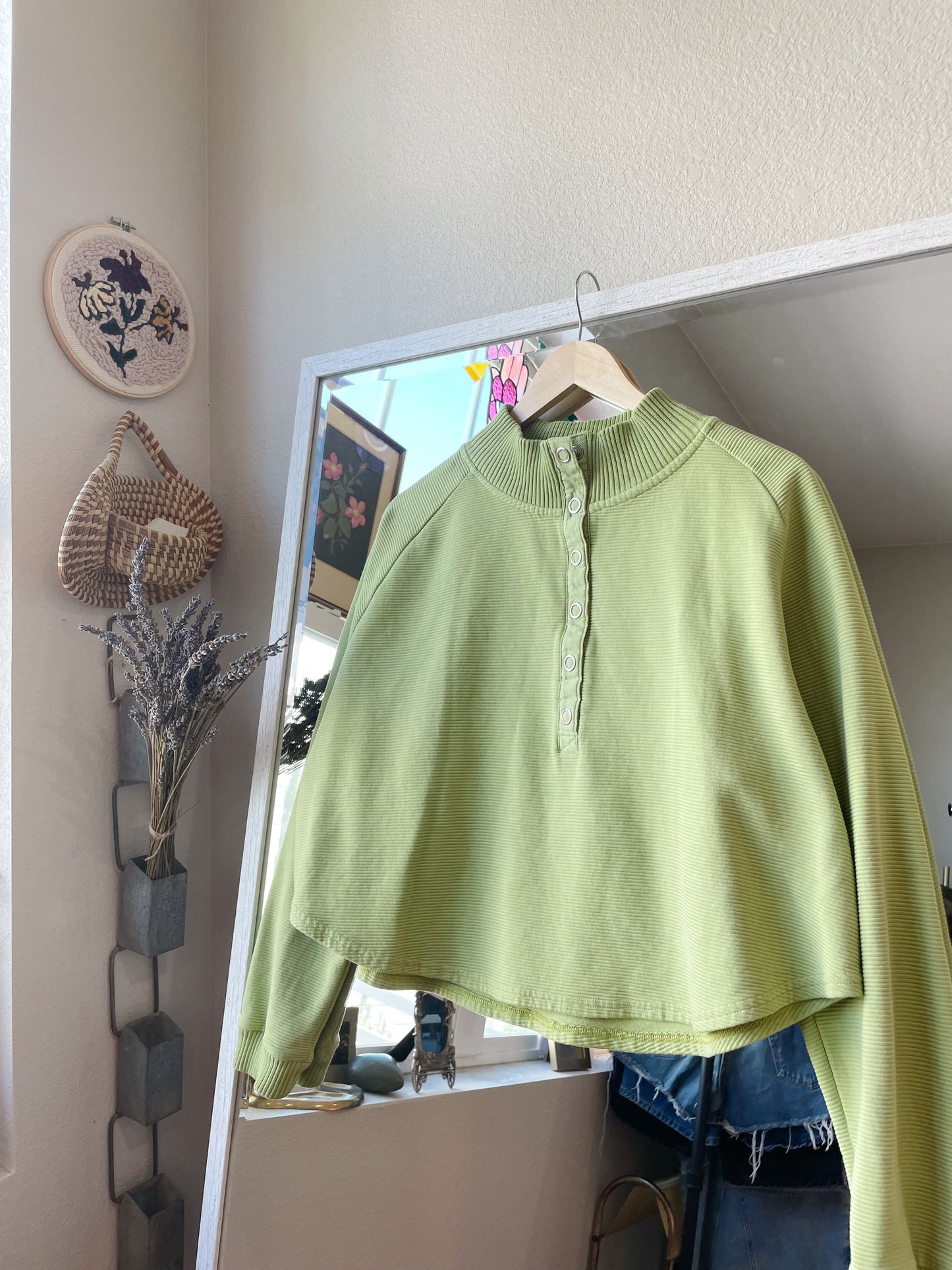 Green Ribbed Snap Pullover (M/L)