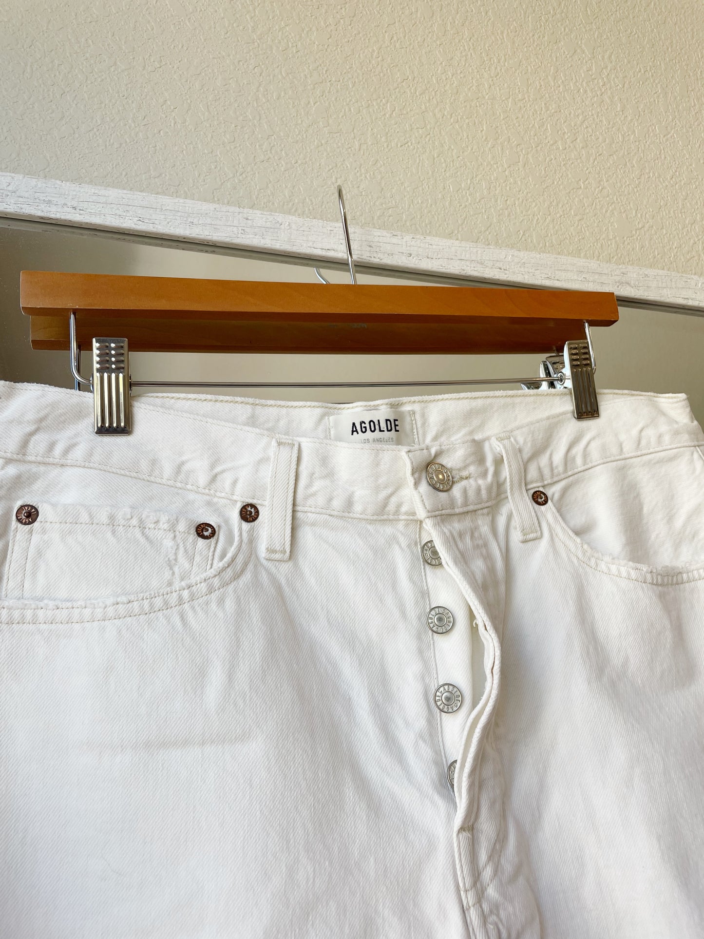 Agolde White Denim Shorts (29/32)