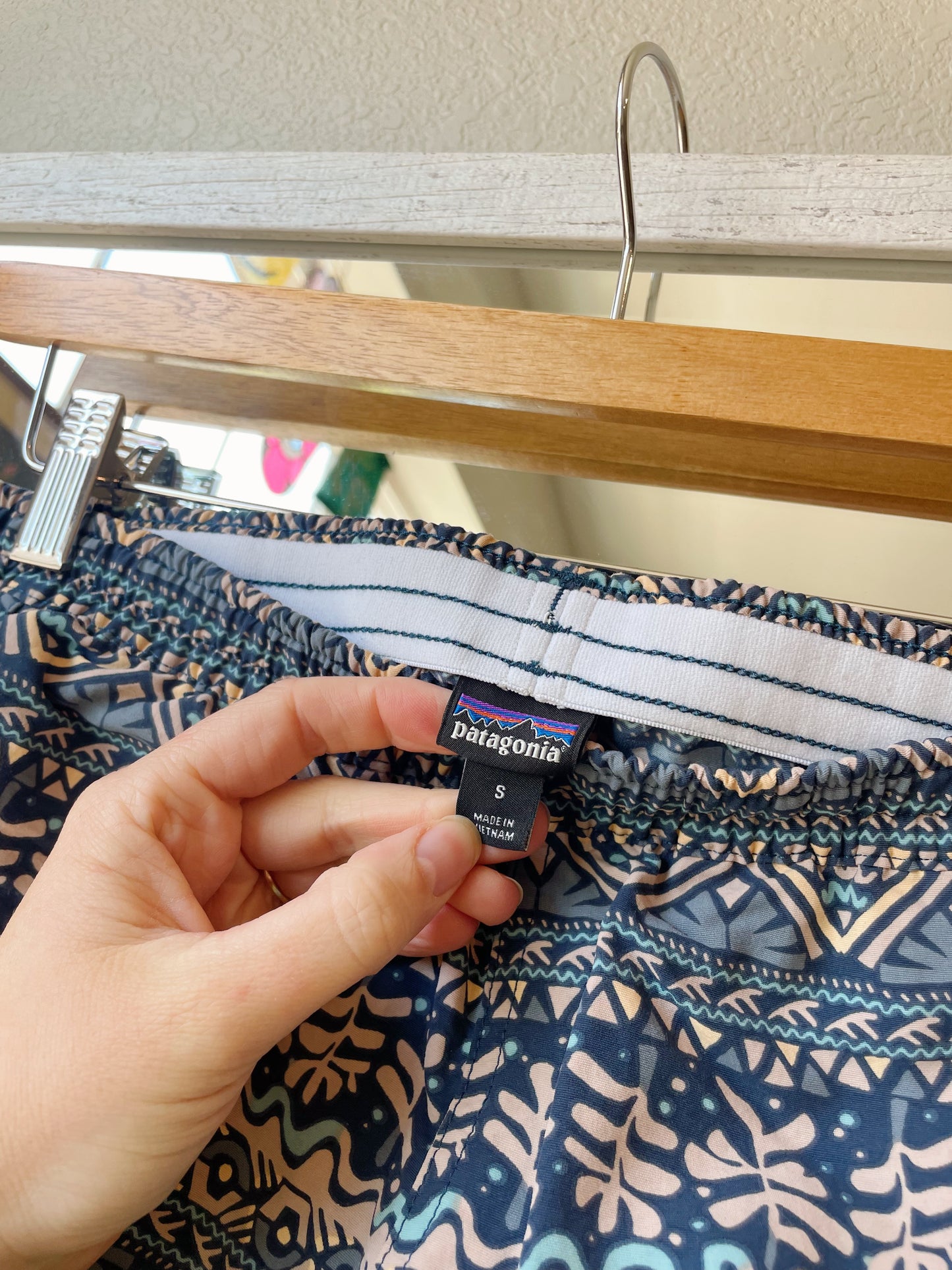 Patagonia Blue Patterned Baggies Shorts (S)
