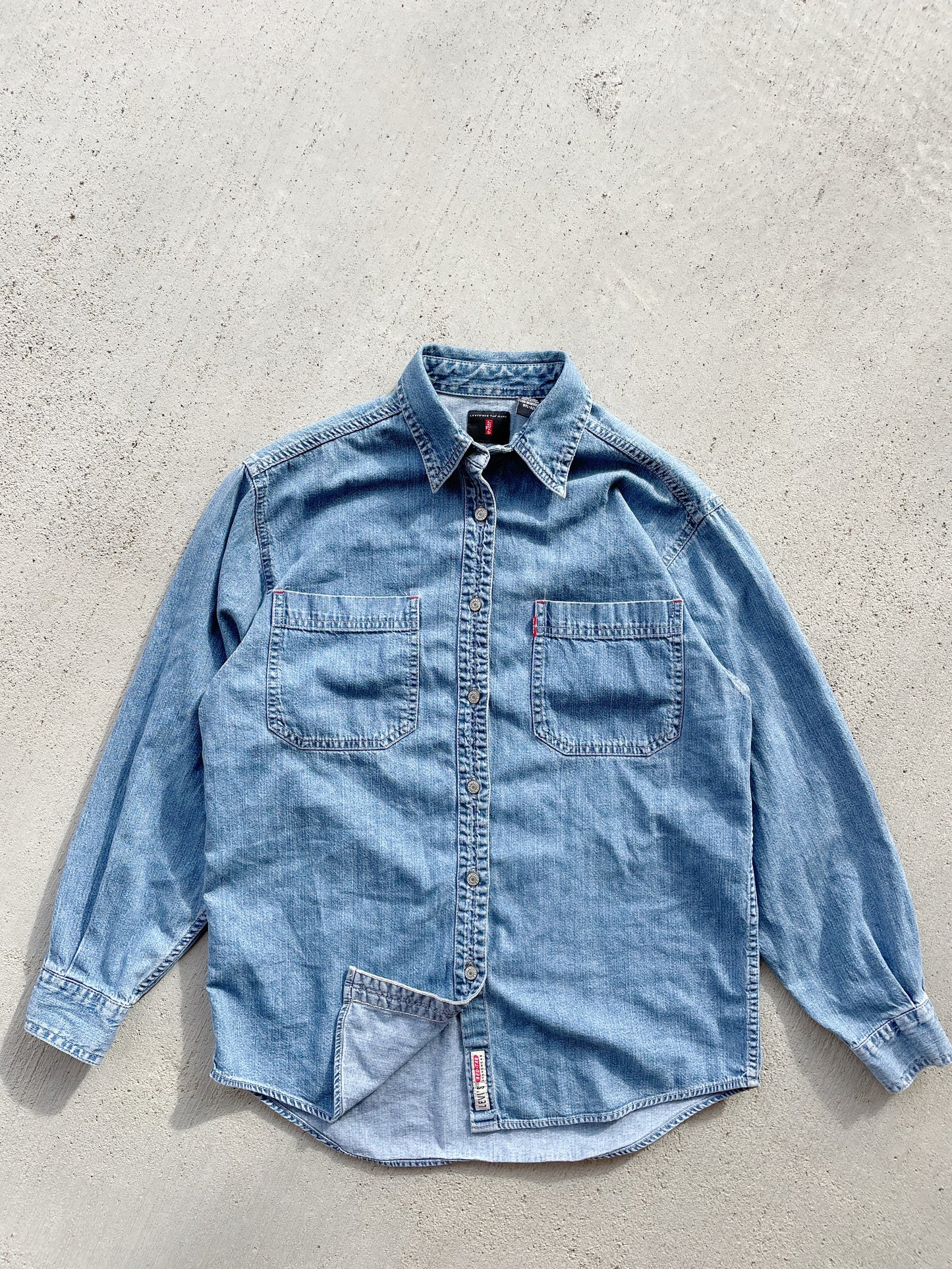 Vintage Levi's Denim Shirt (S/M)