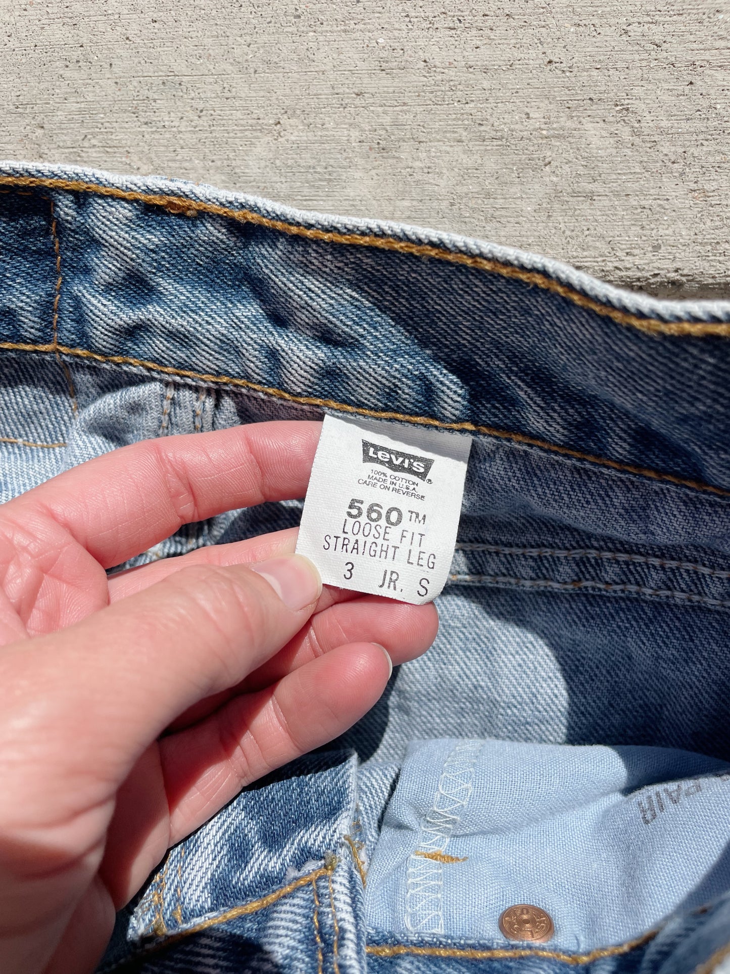 Vintage 1999 Levi's 560 Denim Jeans (24)