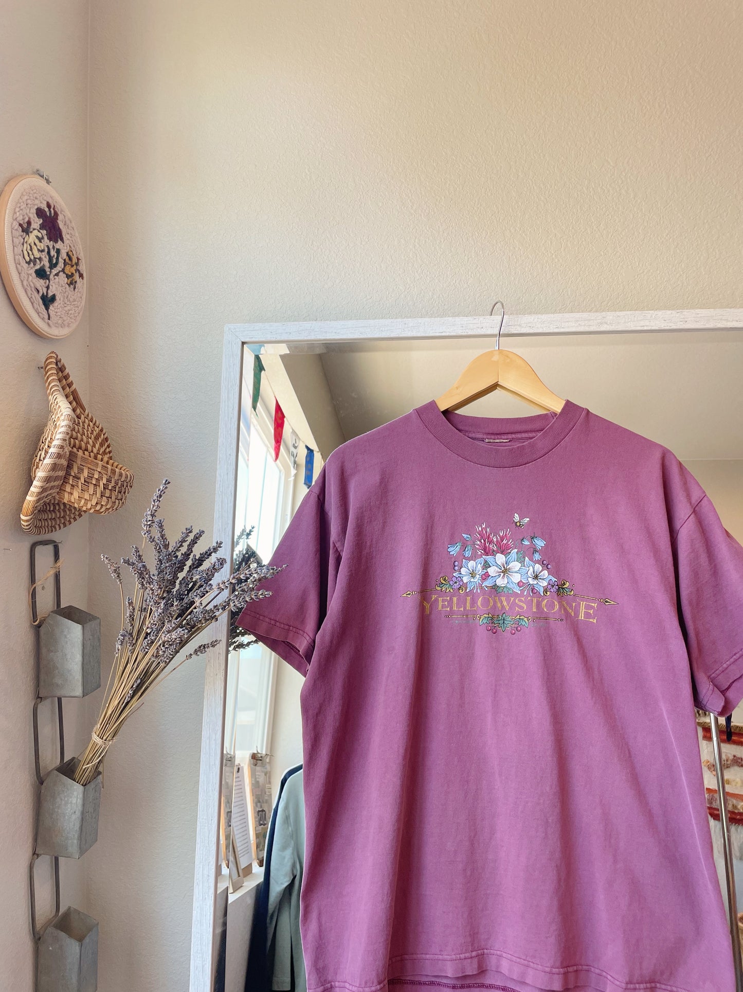 Vintage Yellowstone Tee (L/XL)