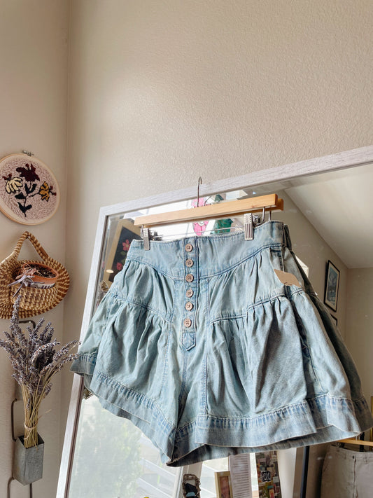 Free People Fleur Denim Shorts - NEW (M)