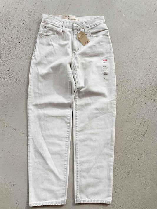 Levi's 94' Baggy Jeans - NEW (25)