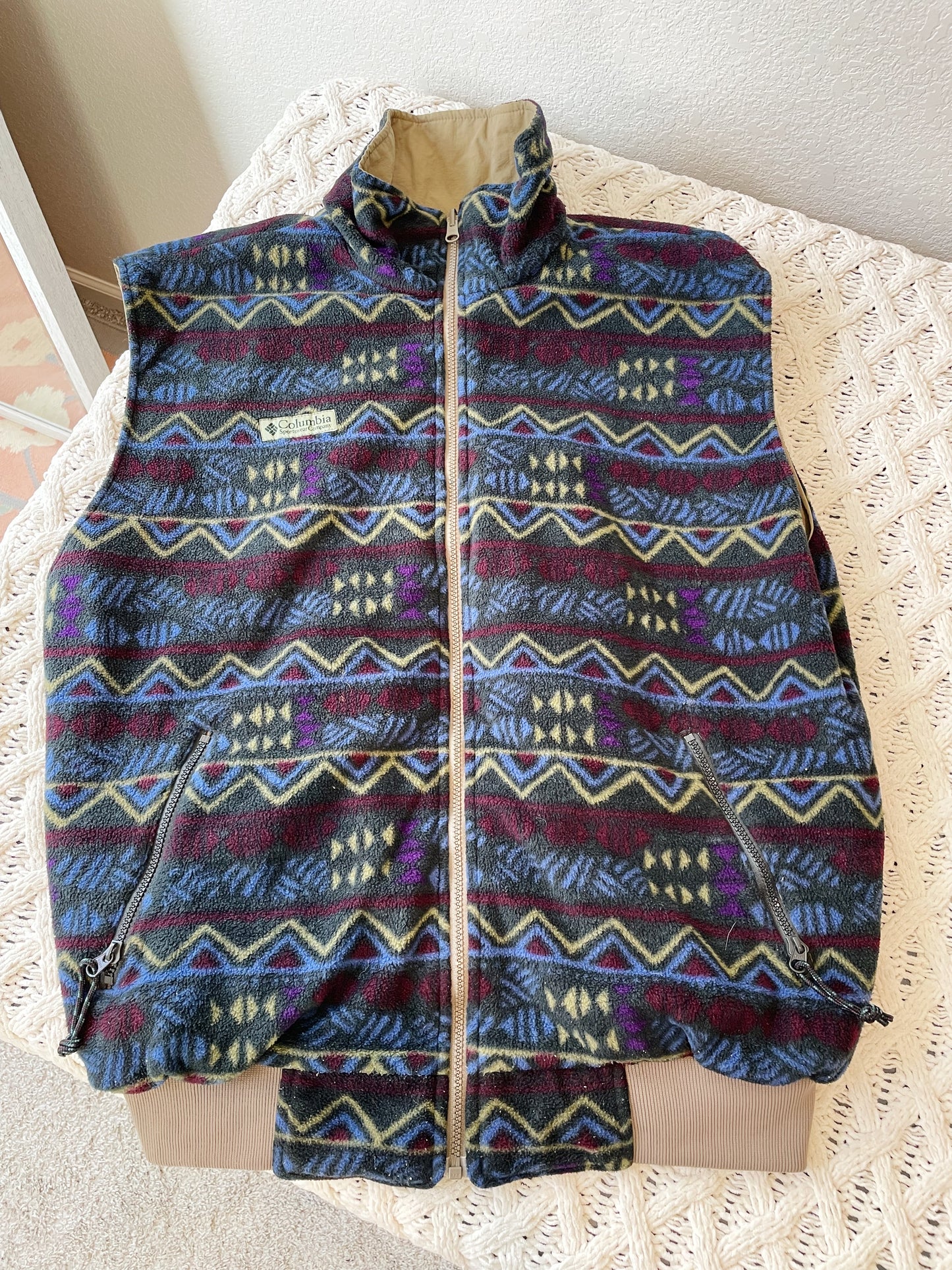 Vintage Columbia Reversible Patterned Fleece Vest (L/XL)