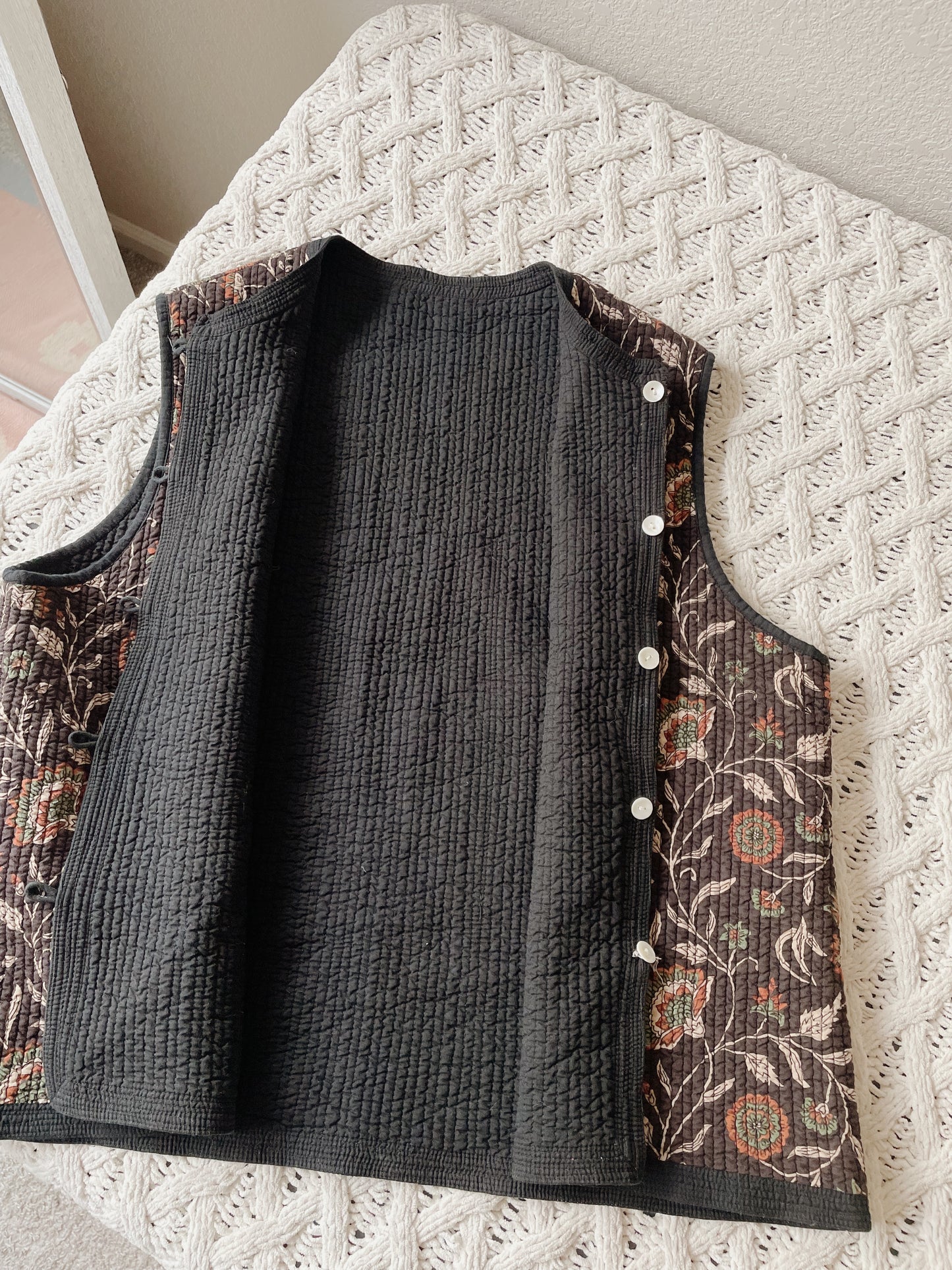 Quilted Reversible Vest (L)