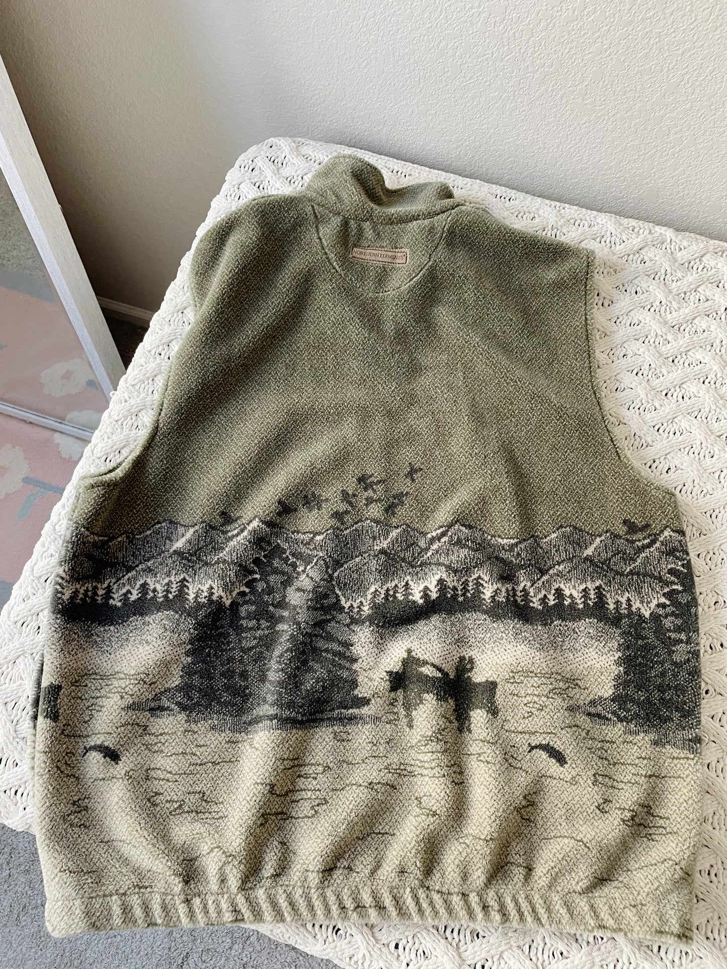 Vintage Natural Reflections Canoe Print Vest (XL)