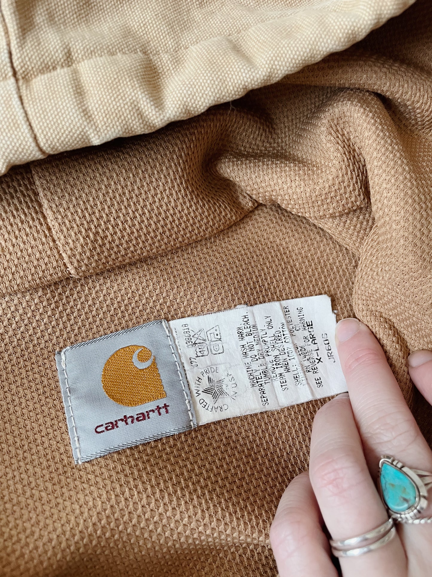 Carhartt Distressed Hooded Jacket (XS/S)