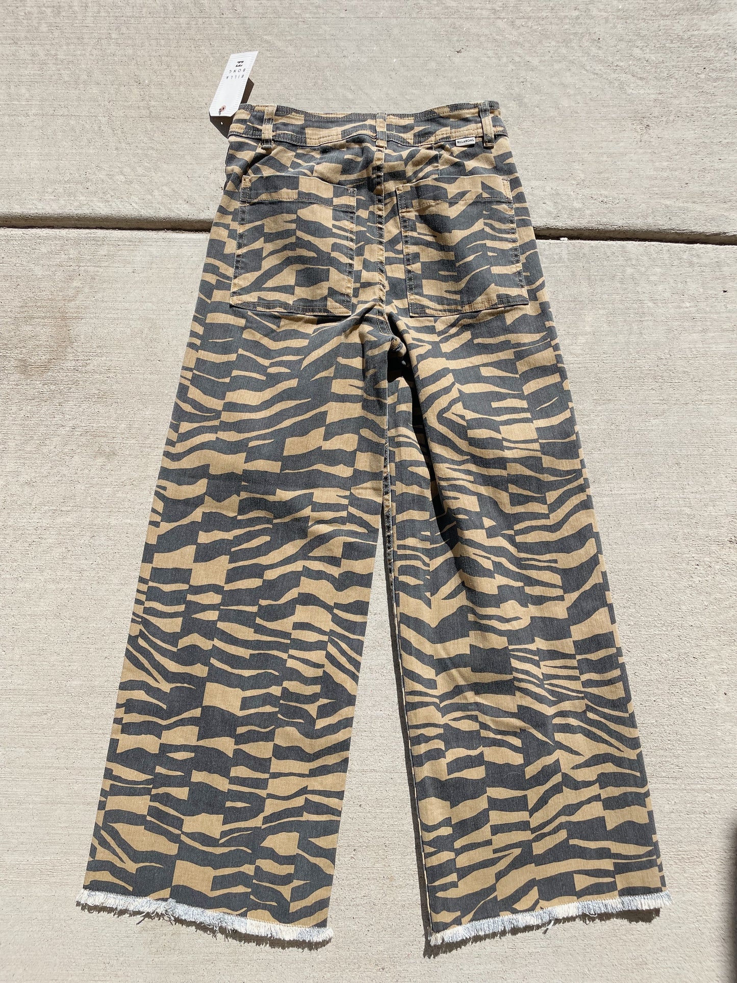 Billabong Cheetah Print Pants - NEW (27)