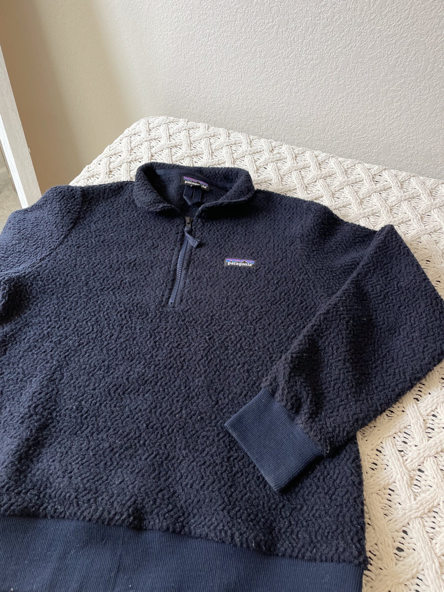 Patagonia Wool Blend Navy 1/4 Zip (M)