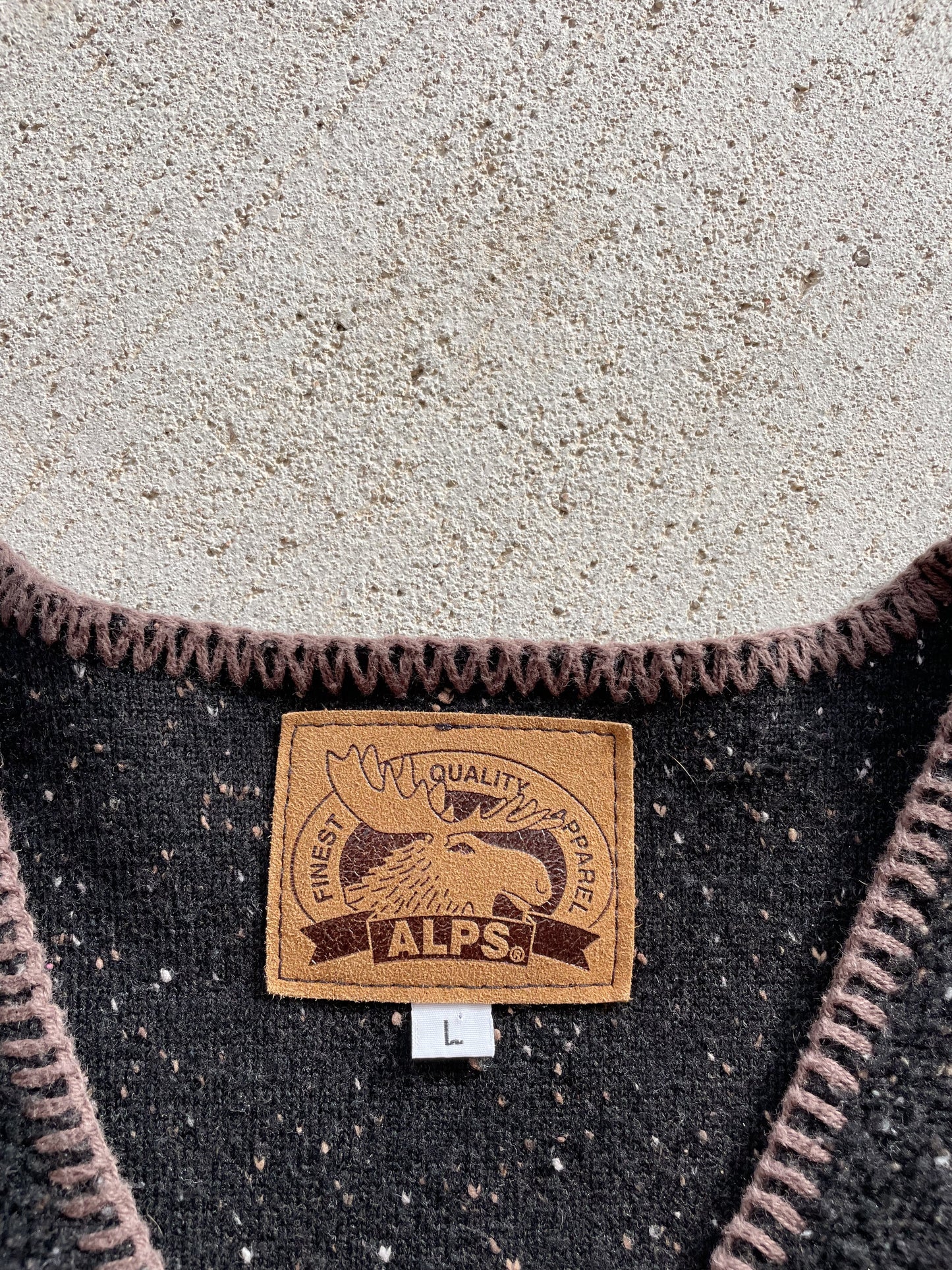 Vintage Alps Black Fleece Vest (M)