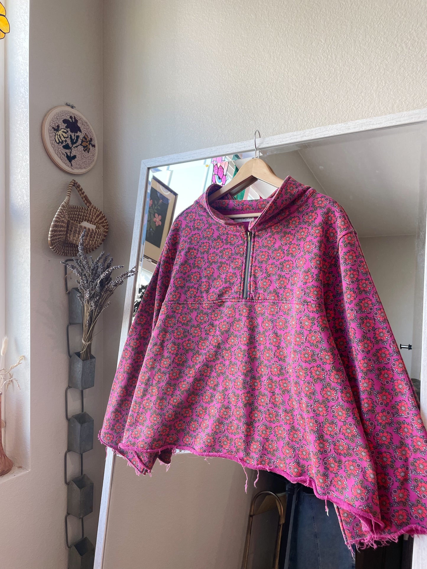 Floral Oversized 1/4 Zip Pullover (XL/XXL)