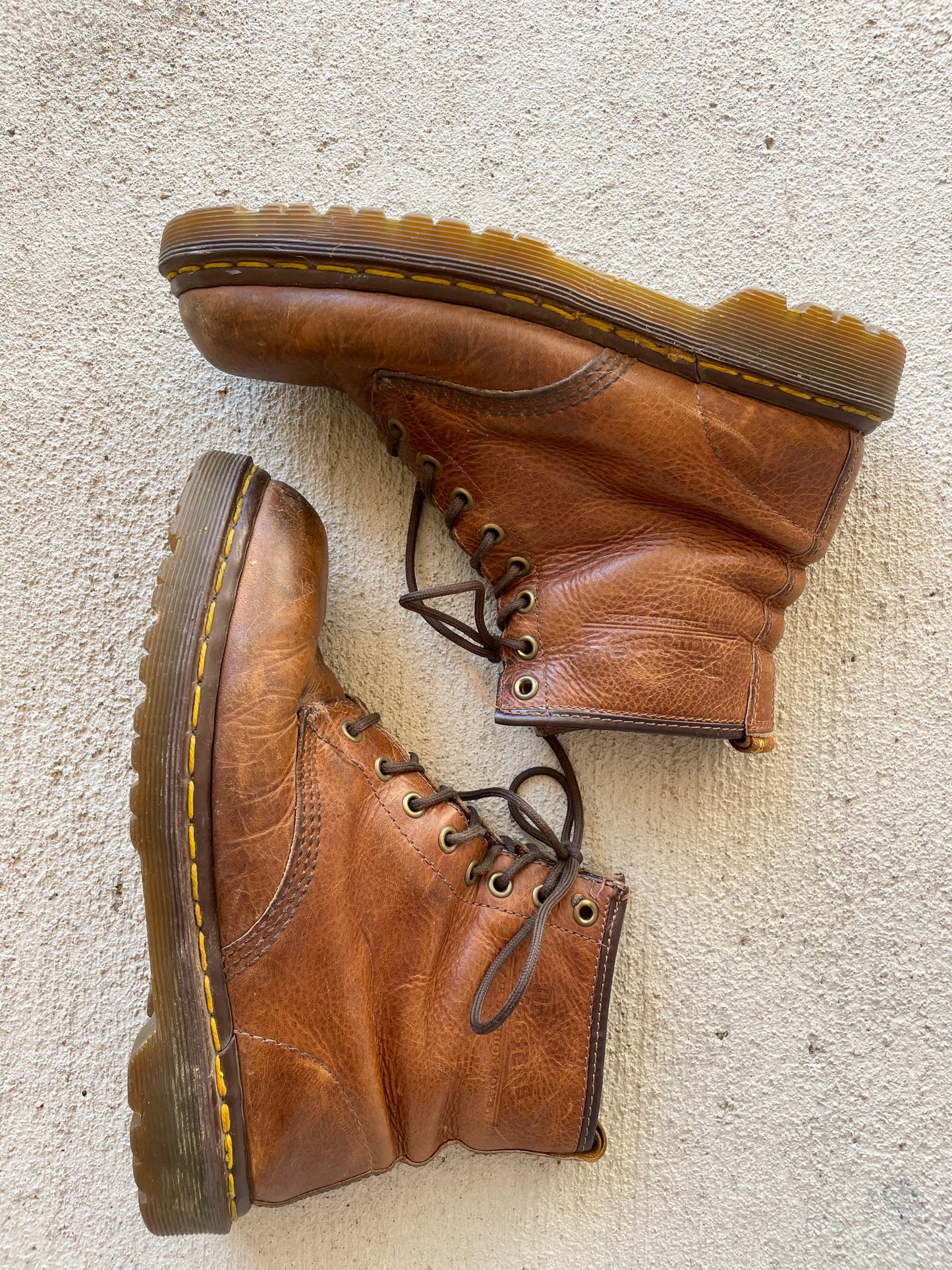 Vintage Dr. Marten Leather Boots (9/9.5)