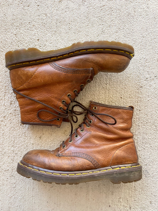 Vintage Dr. Marten Leather Boots (9/9.5)