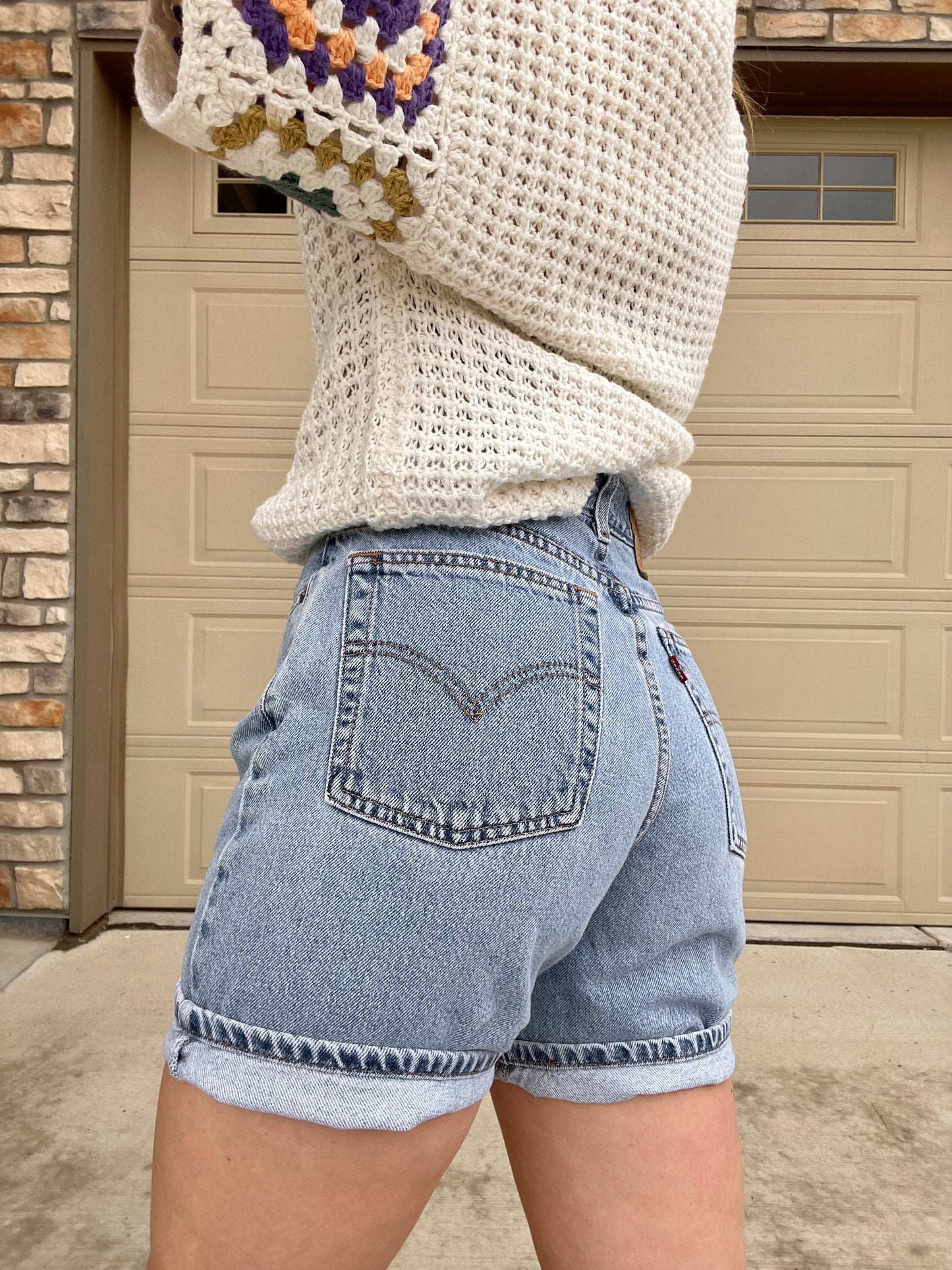 Vintage 1999 Levi Denim Shorts (27)