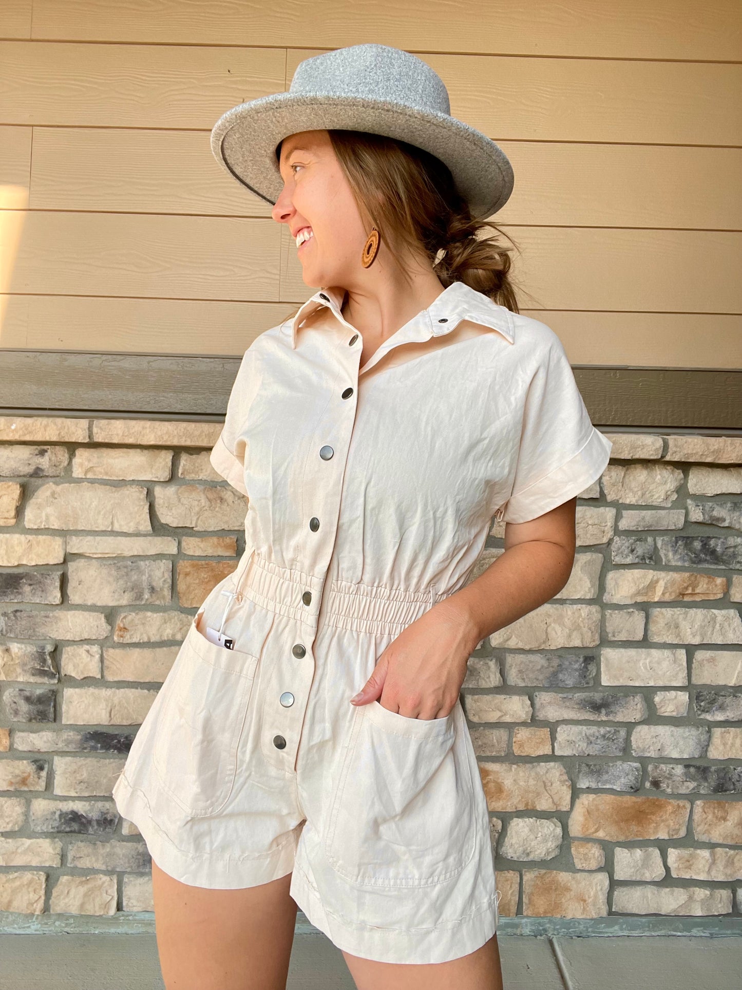 Cream Snap Romper - NEW (S)