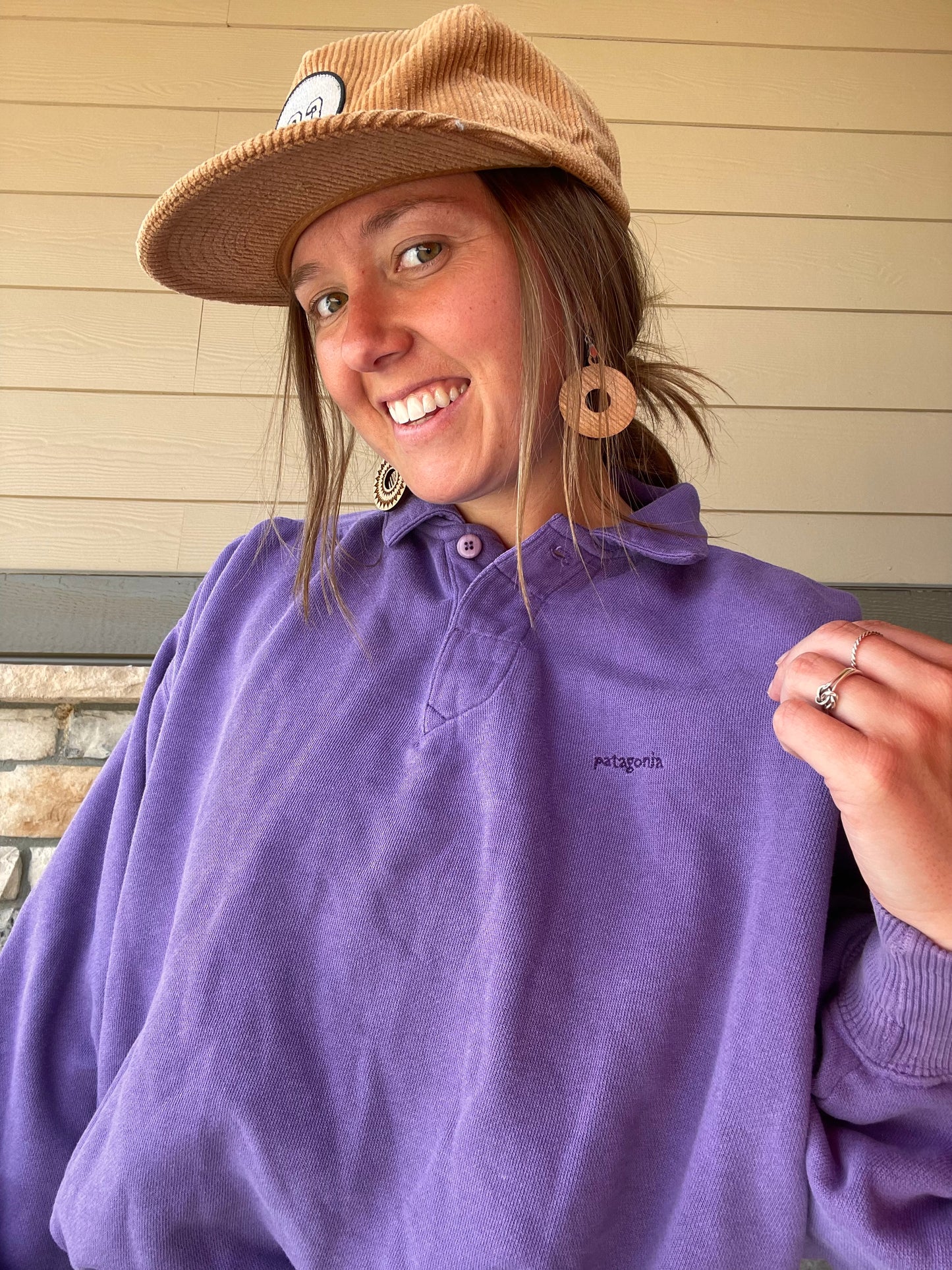 Vintage Patagonia Embroidered Collared Sweatshirt (L)