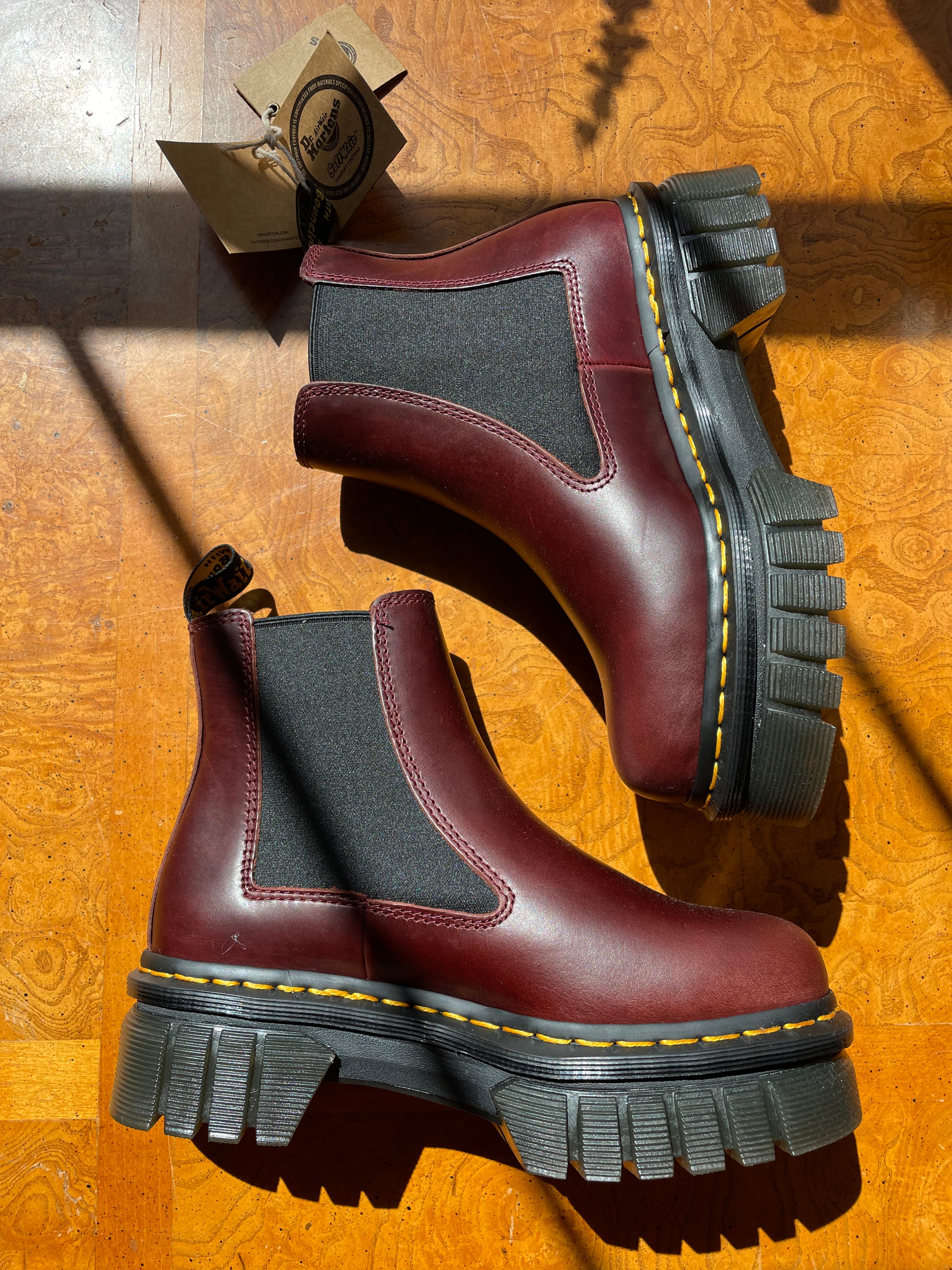 Cherry platform best sale dr martens