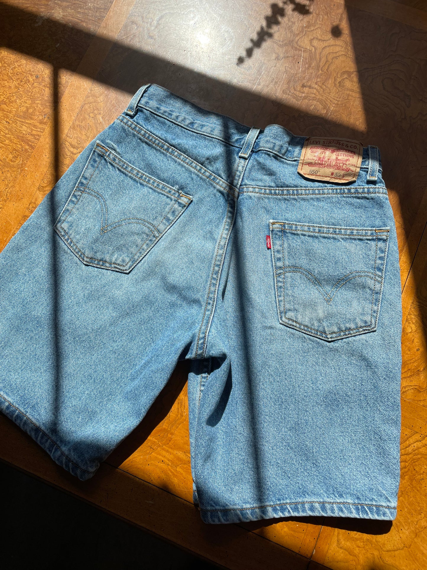 Vintage Levi Dad Shorts (28)