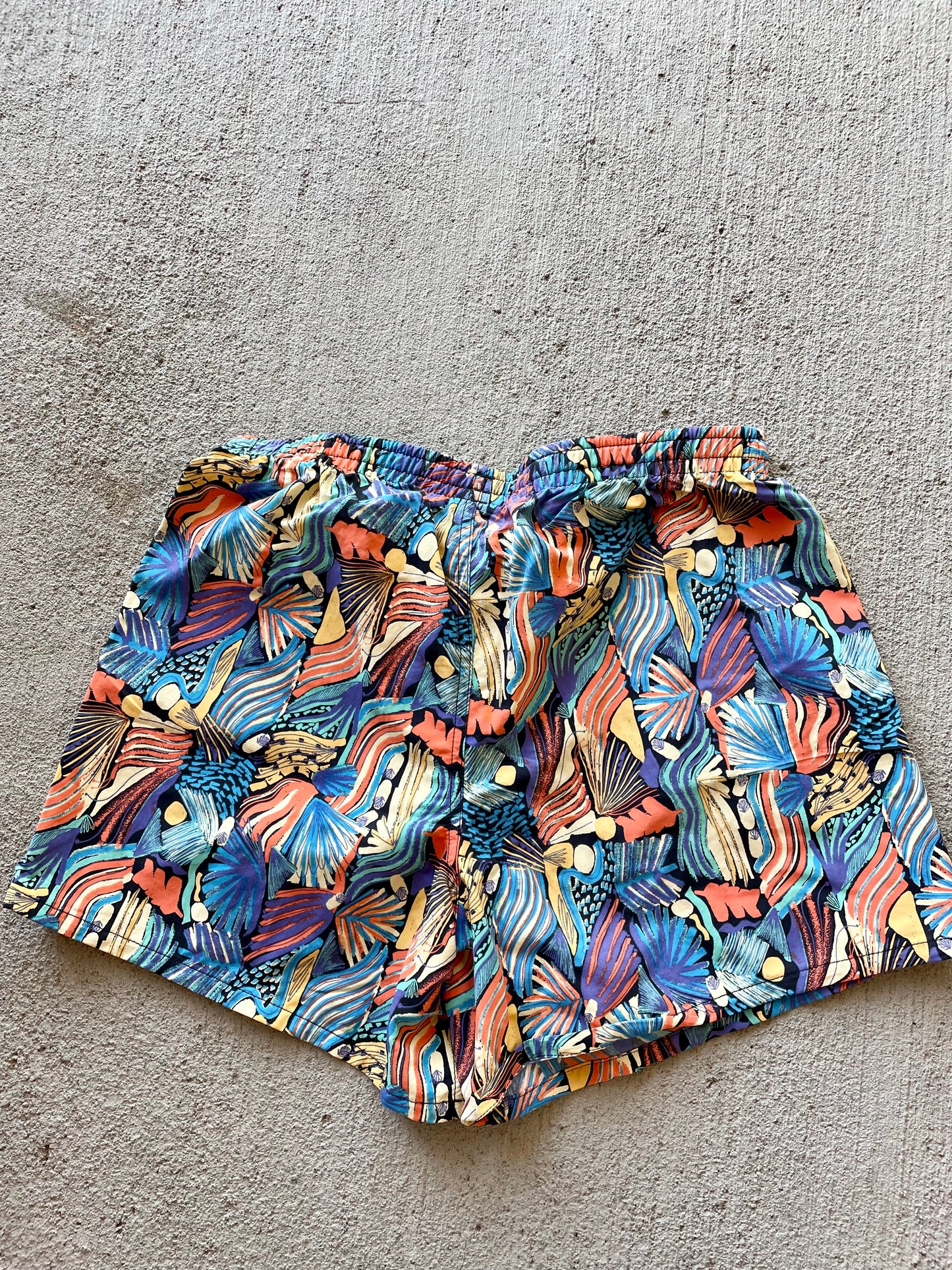 Patagonia Patterned Baggies Shorts - NEW (S)