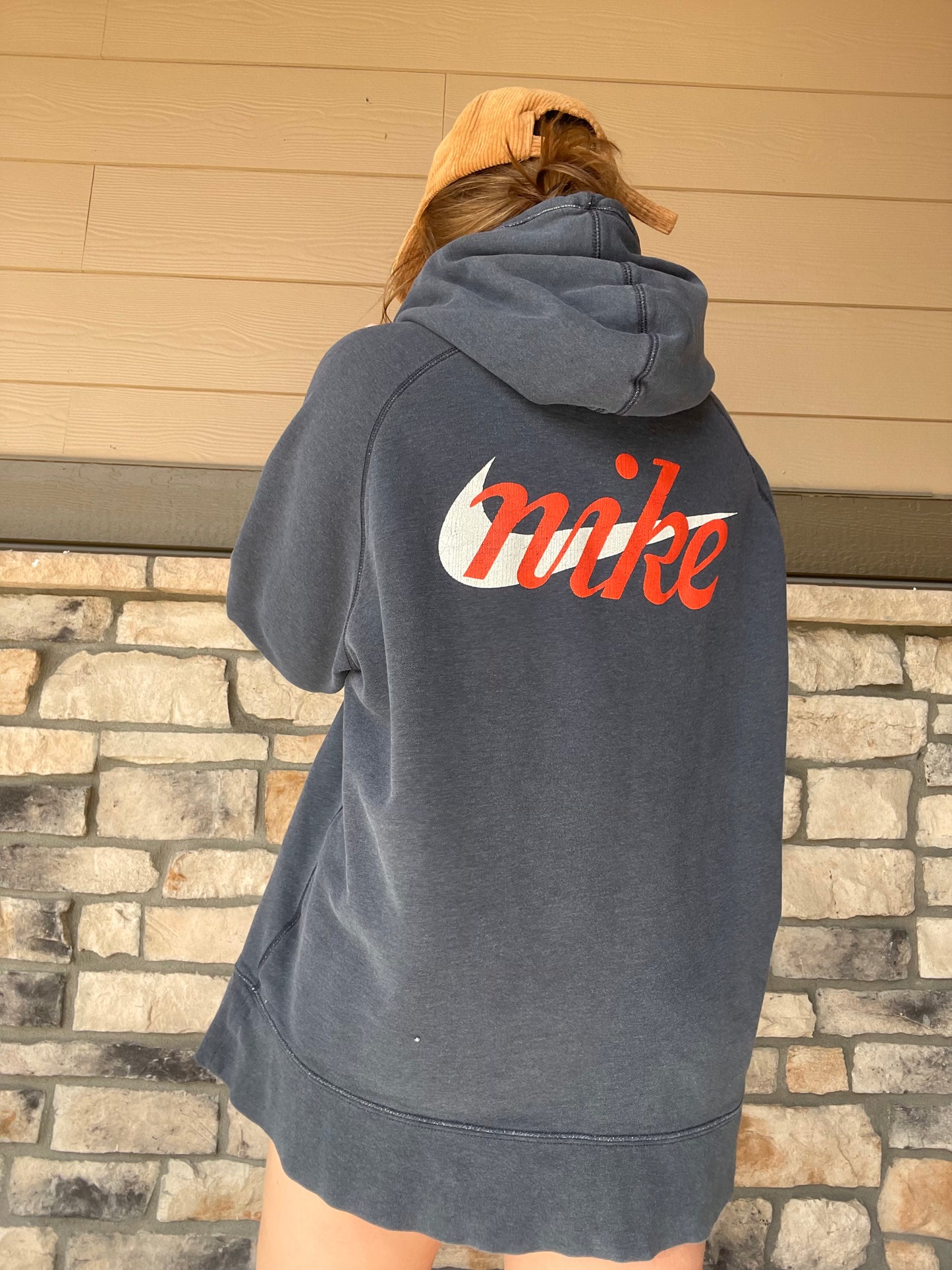 Vintage Nike Hoodie (XL/XXL)