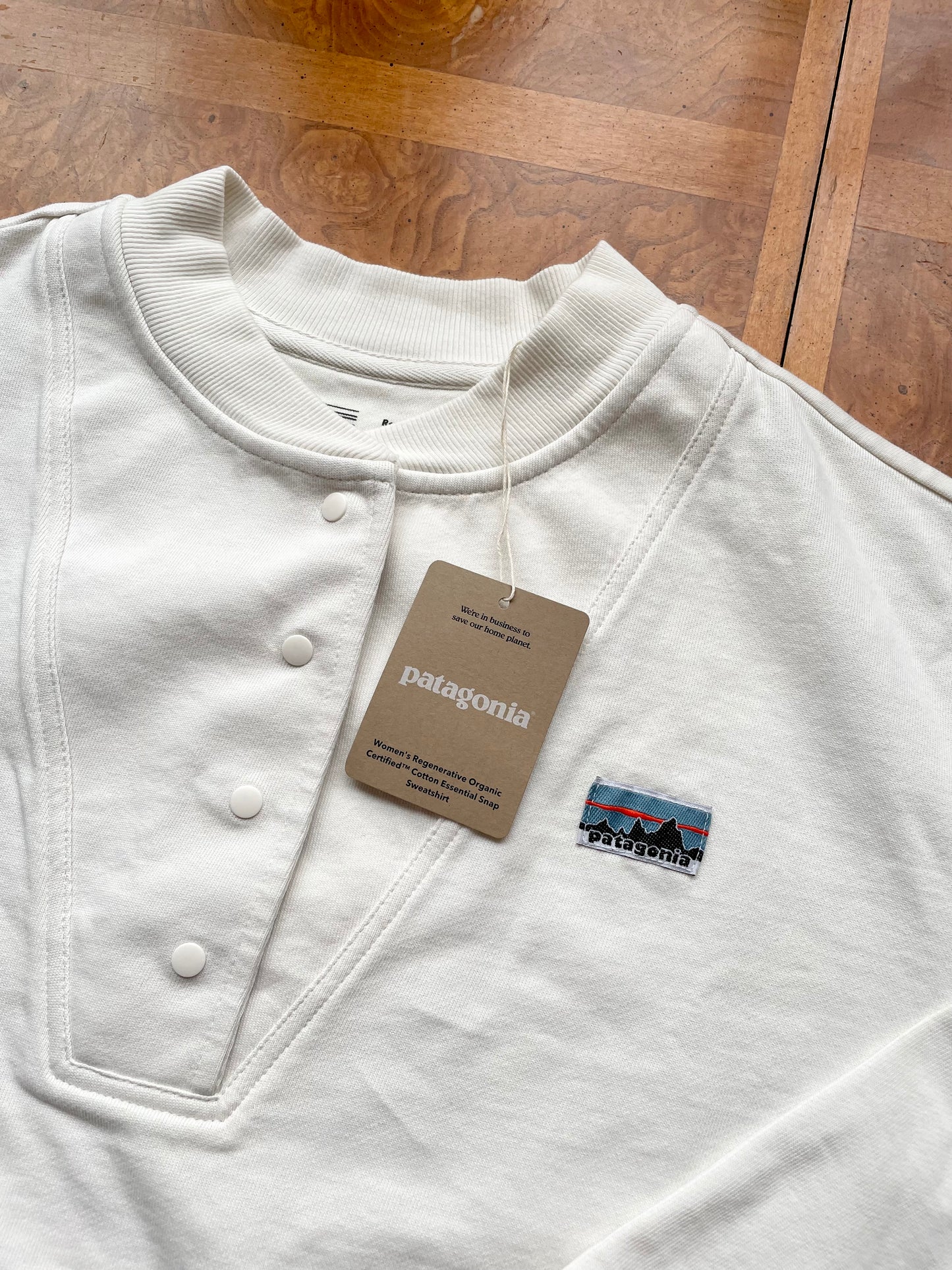 Patagonia Snap Sweatshirt - NEW (M)