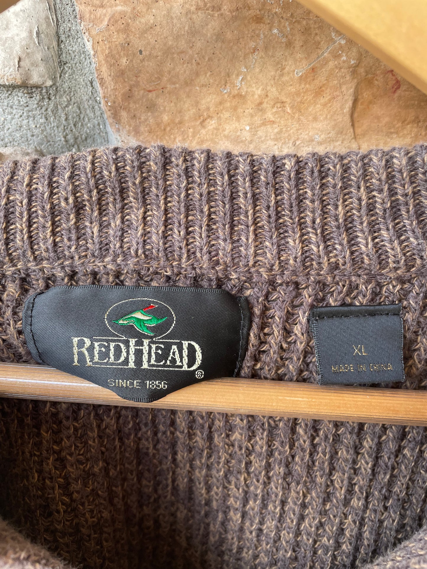 Brown Red Head Henley Sweater (XL)