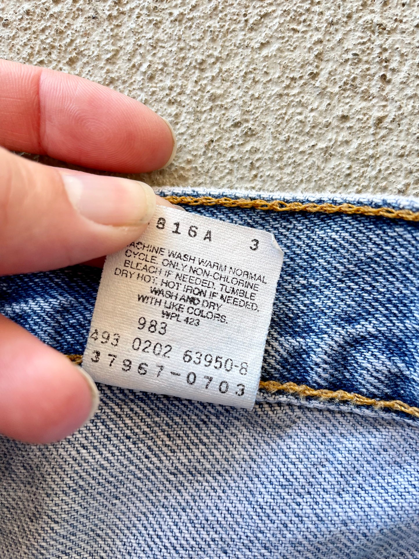 Vintage 2002 Levi's Shorts (26)