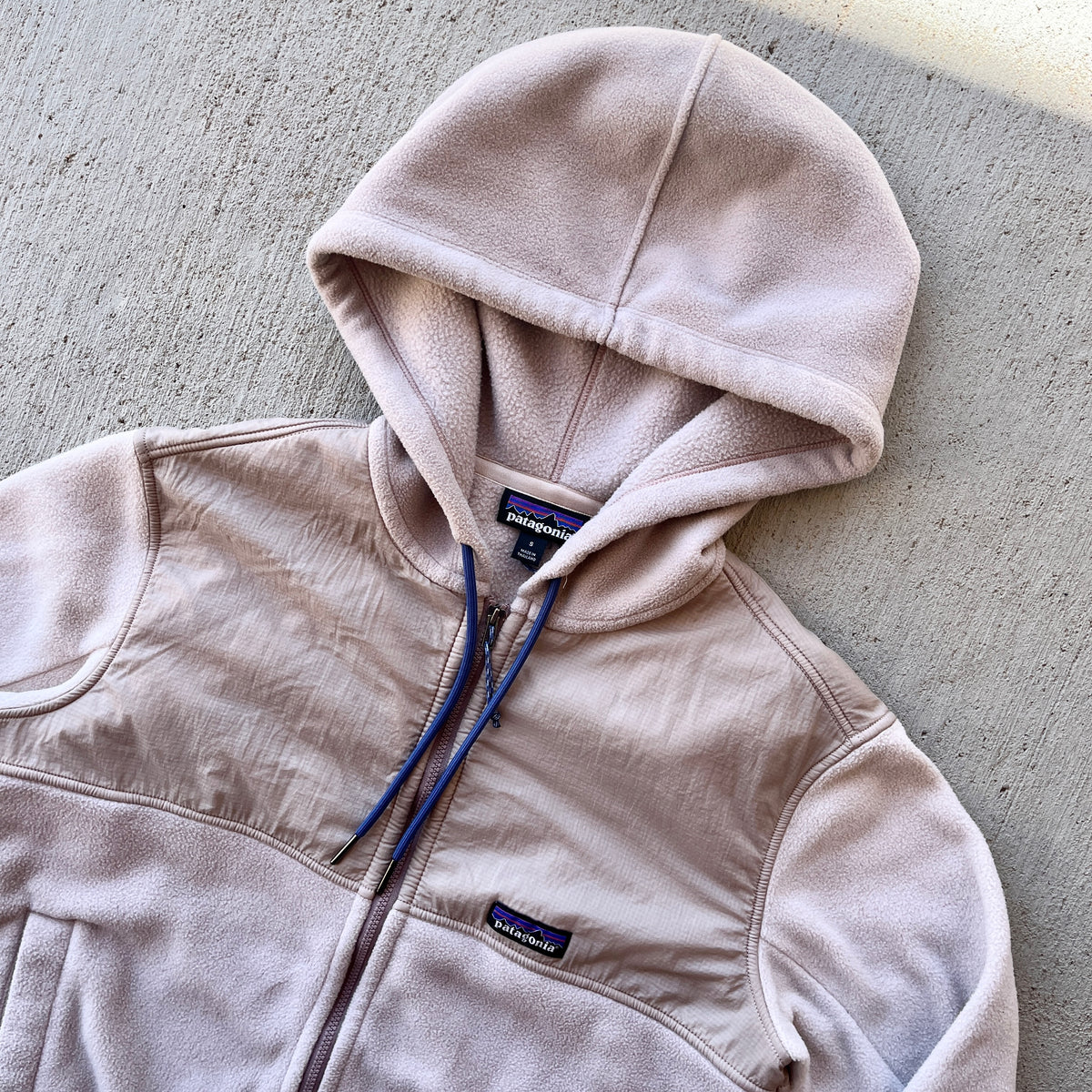 Patagonia Hooded Full Zip Fleece (S)