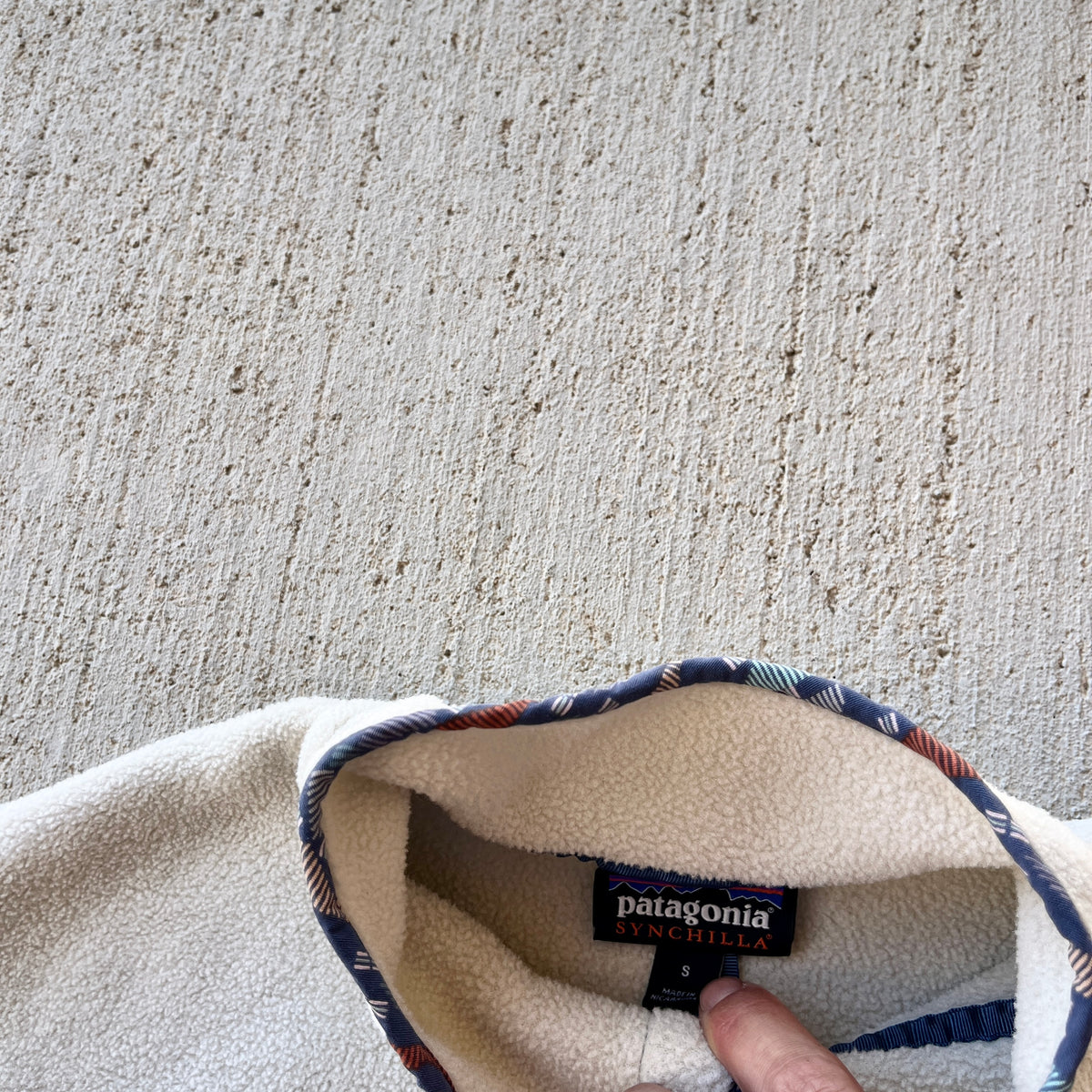 Patagonia Cream w/ Navy Pocket Snap T Fleece (S/M)