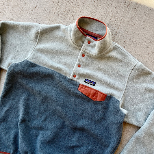Patagonia Grey w/ Orange Pocket Snap T Fleece (L)