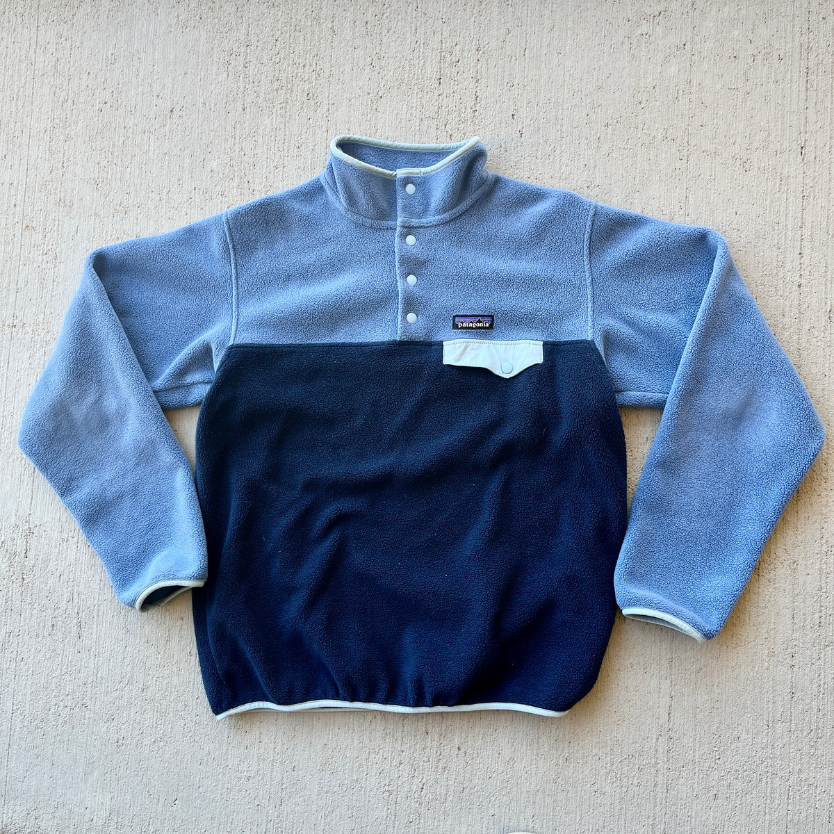 Patagonia Blue & Navy Snap T Fleece (M)
