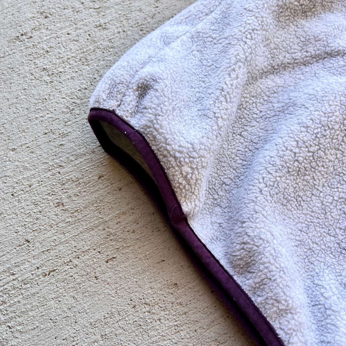 Patagonia Grey w/ Purple Pocket Snap T Fleece (L/XL)