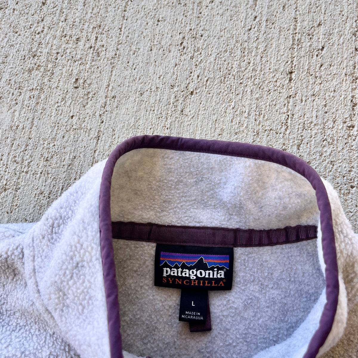 Patagonia Grey w/ Purple Pocket Snap T Fleece (L/XL)