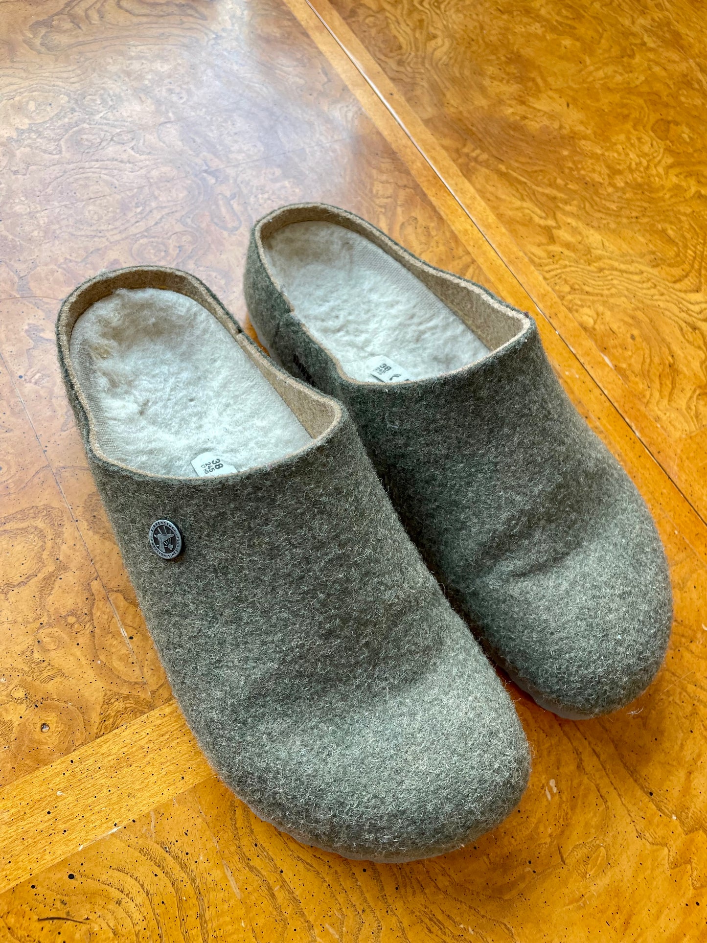 Birkenstock Shearling Lined Felt Clogs (38/7)