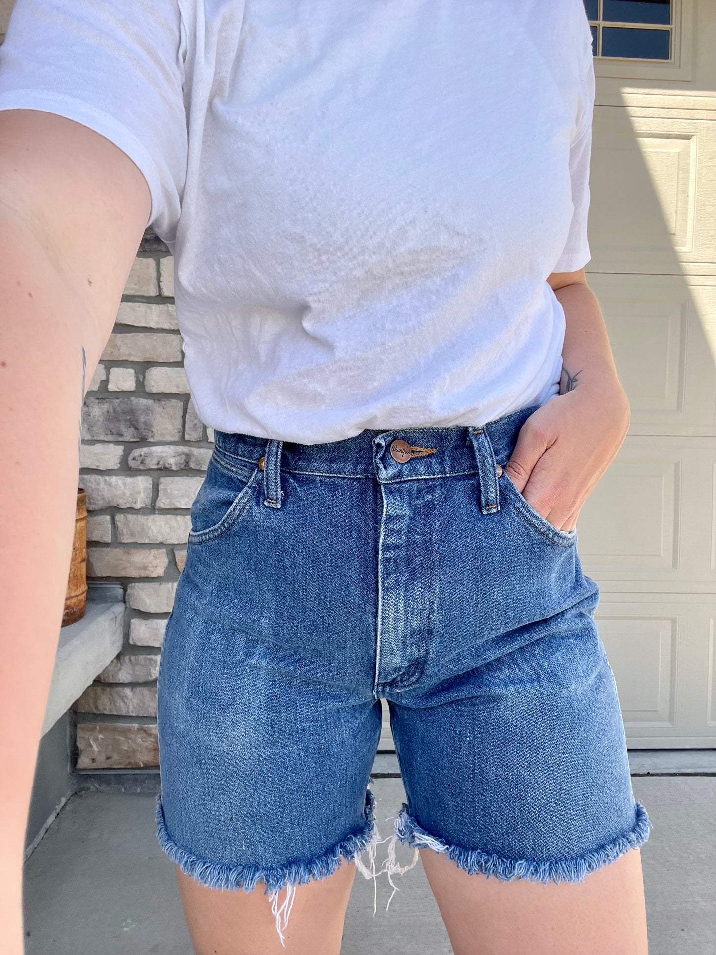 Vintage Wrangler Cut Off Shorts (28)