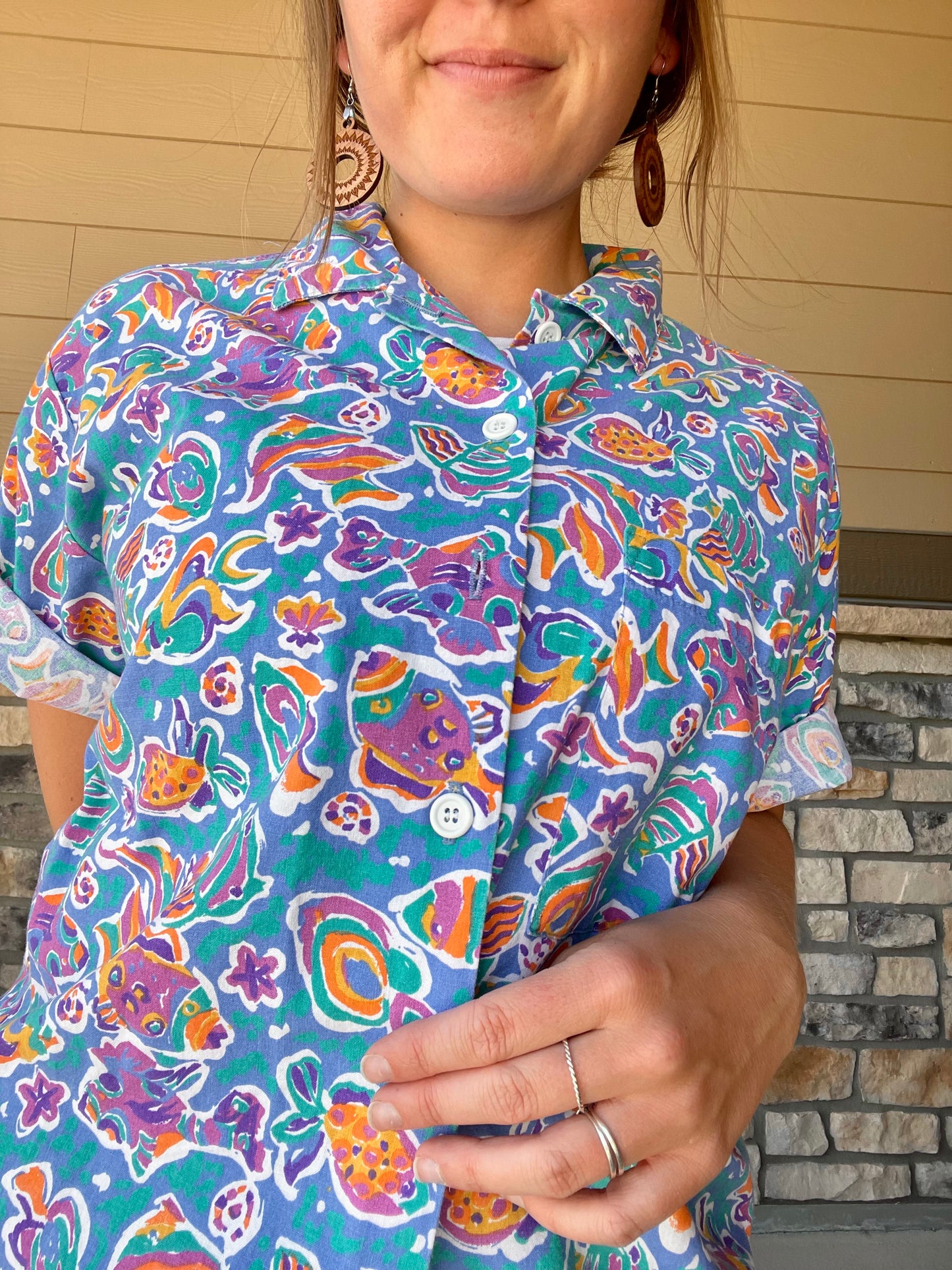 Vintage Fishy Button Up (M)