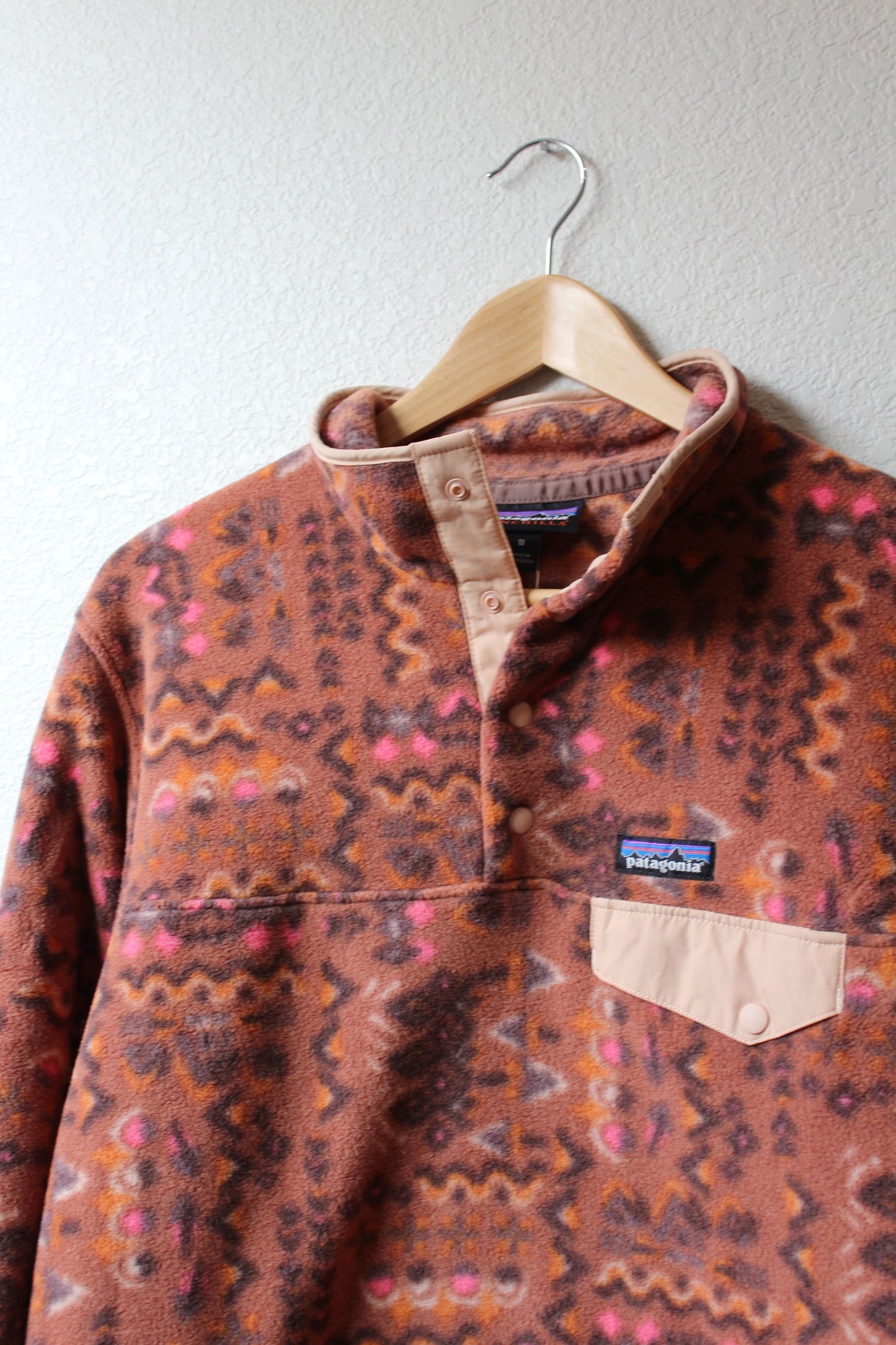 Patagonia Fleece Pattern Snap T - NEW (M)