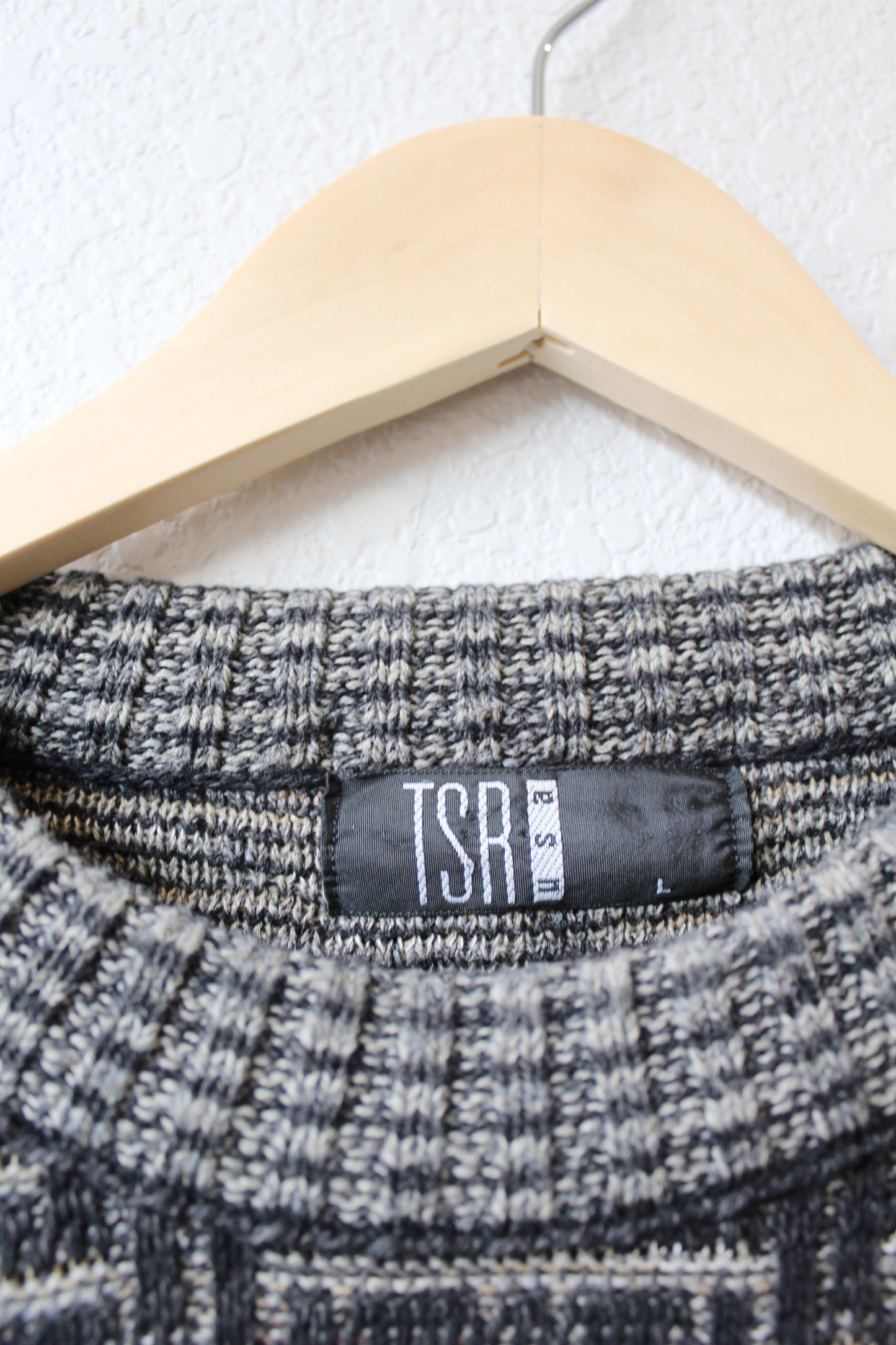 Vintage TSR Patterned Sweater (L)